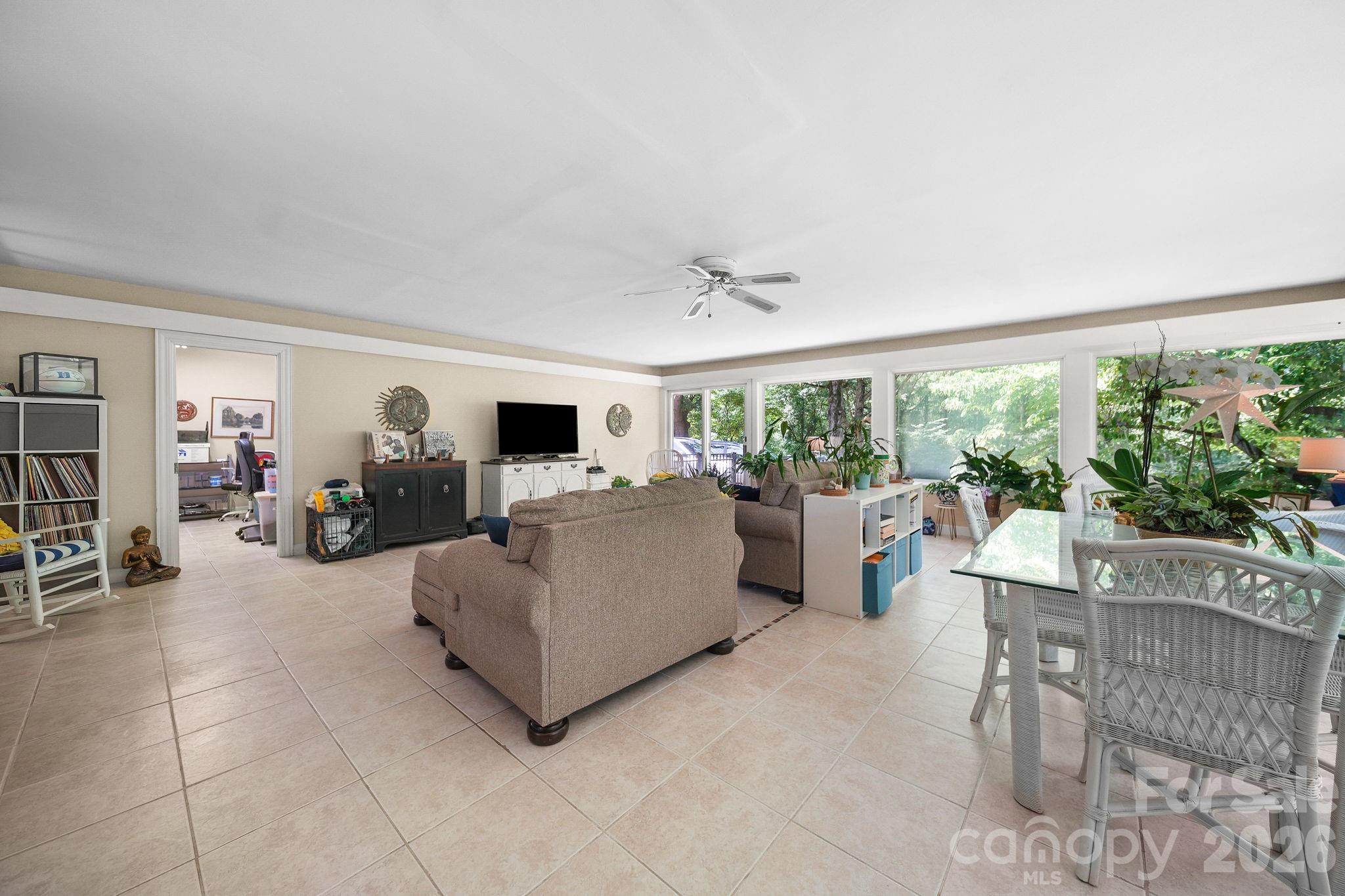 2925 Grampian Drive — Gastonia