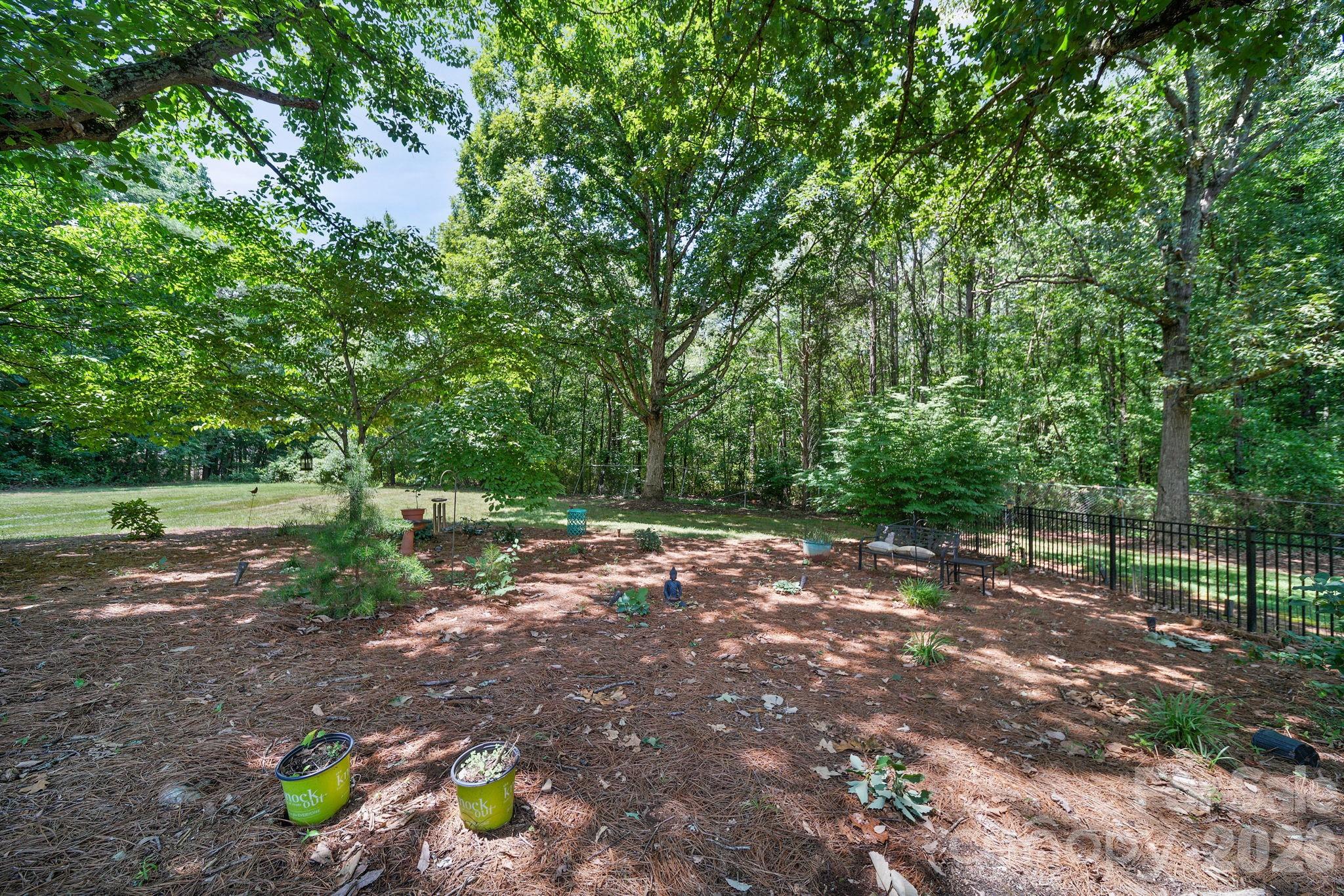 2925 Grampian Drive — Gastonia