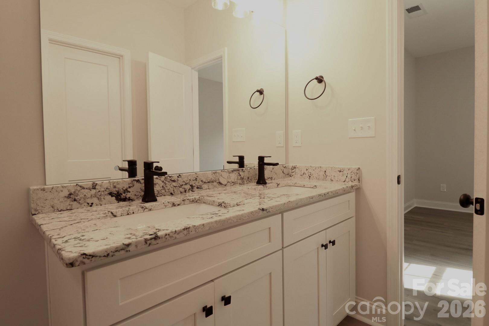 1608 Russell Courtney Road — Monroe