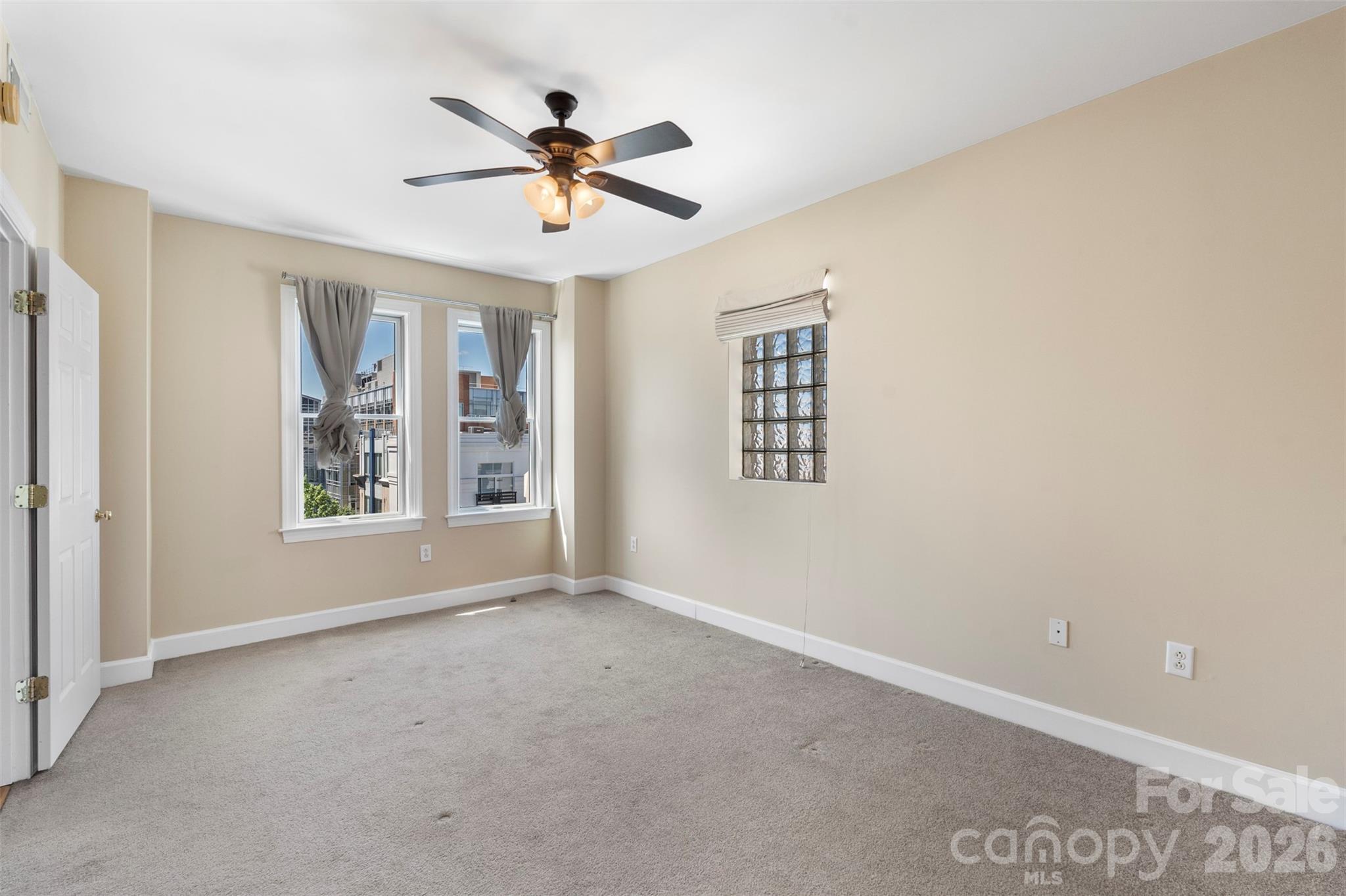 718 W Trade Street #801 — Charlotte