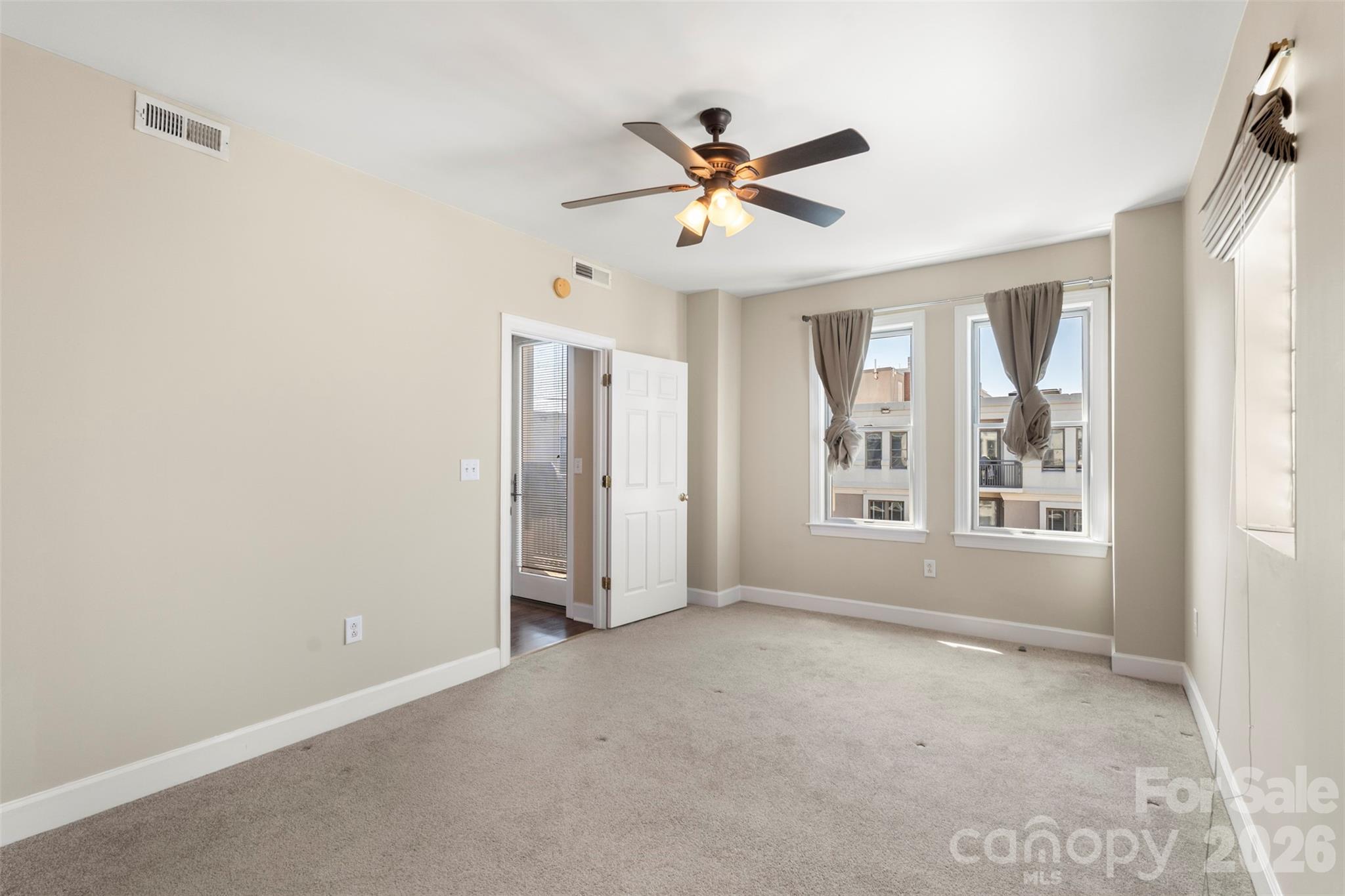 718 W Trade Street #801 — Charlotte