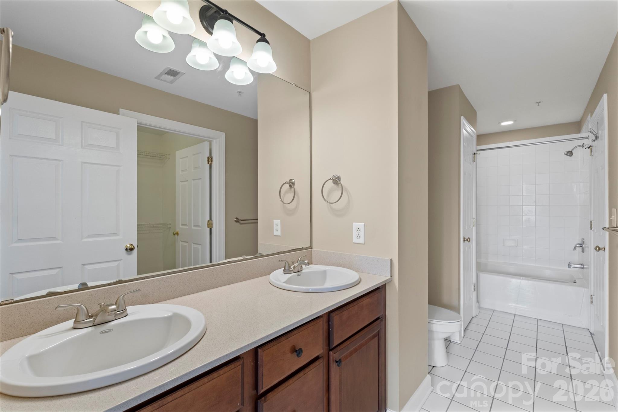 718 W Trade Street #801 — Charlotte