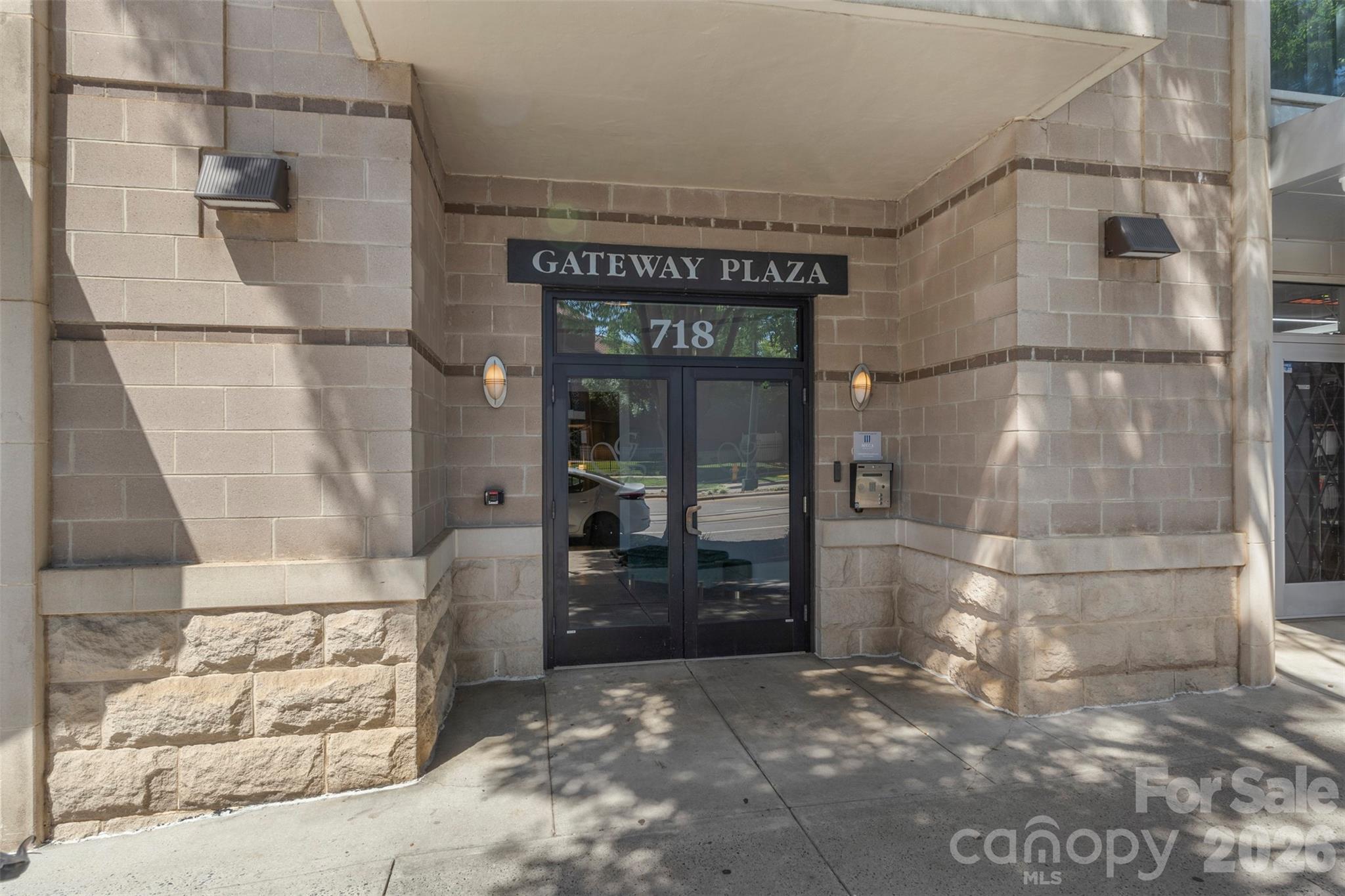 718 W Trade Street #801 — Charlotte