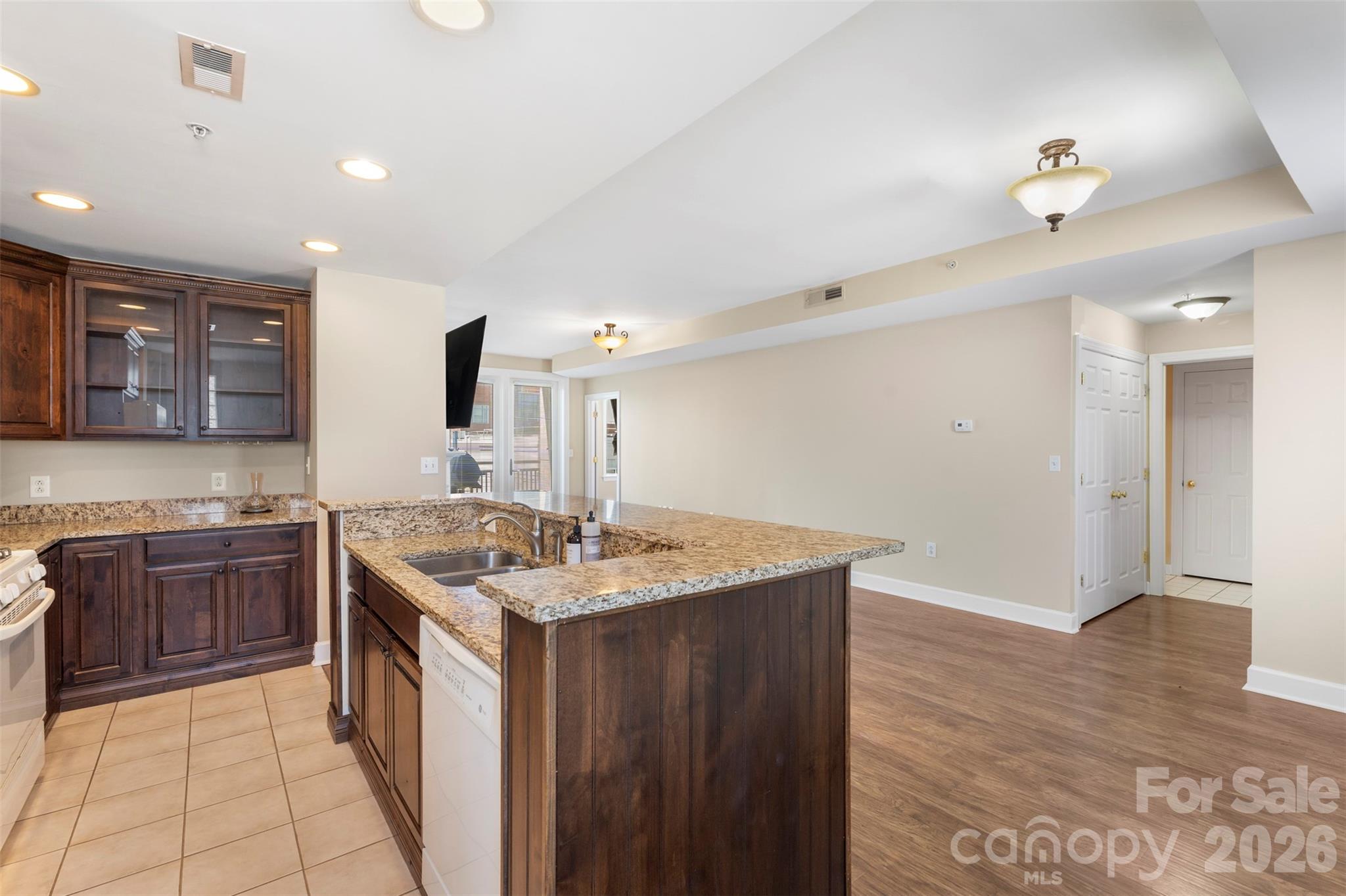 718 W Trade Street #801 — Charlotte