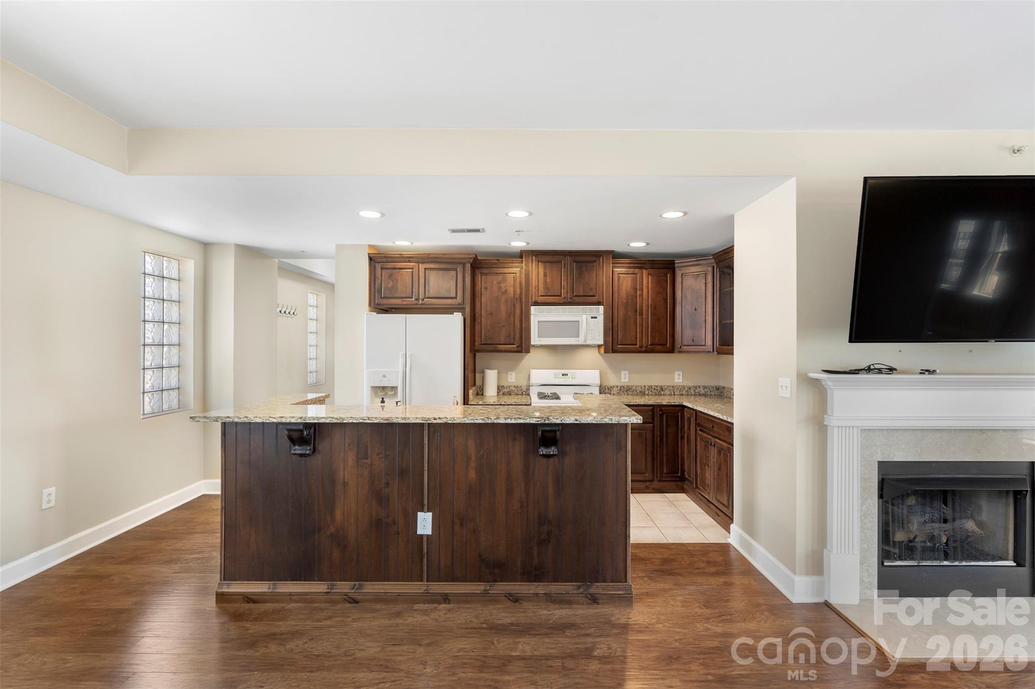 718 W Trade Street #801 — Charlotte