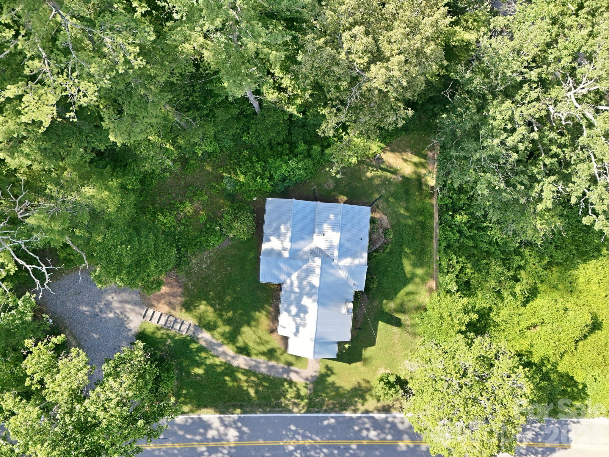 15 Old Fort Road — Fairview