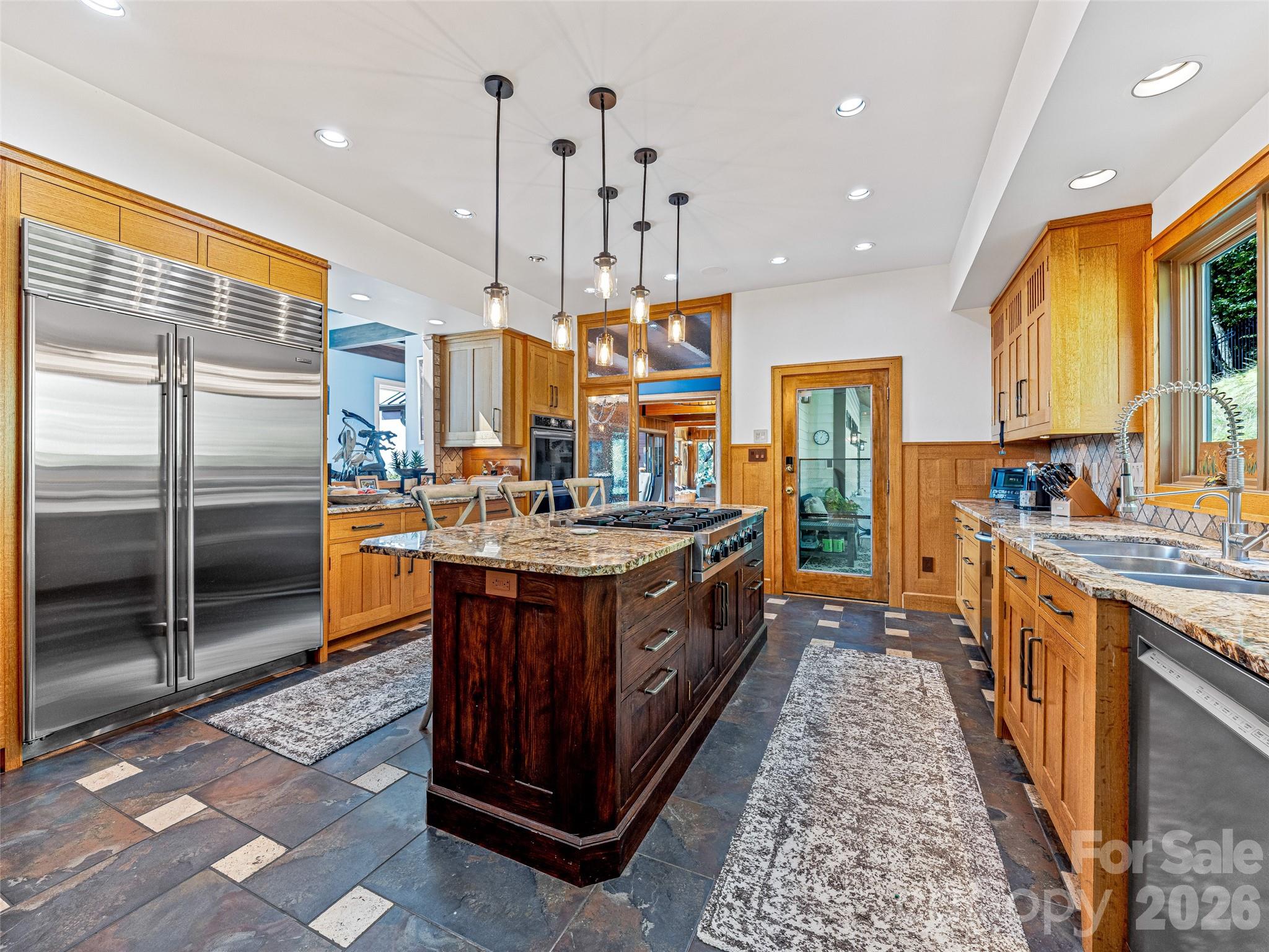10 Beaverbrook Court — Asheville