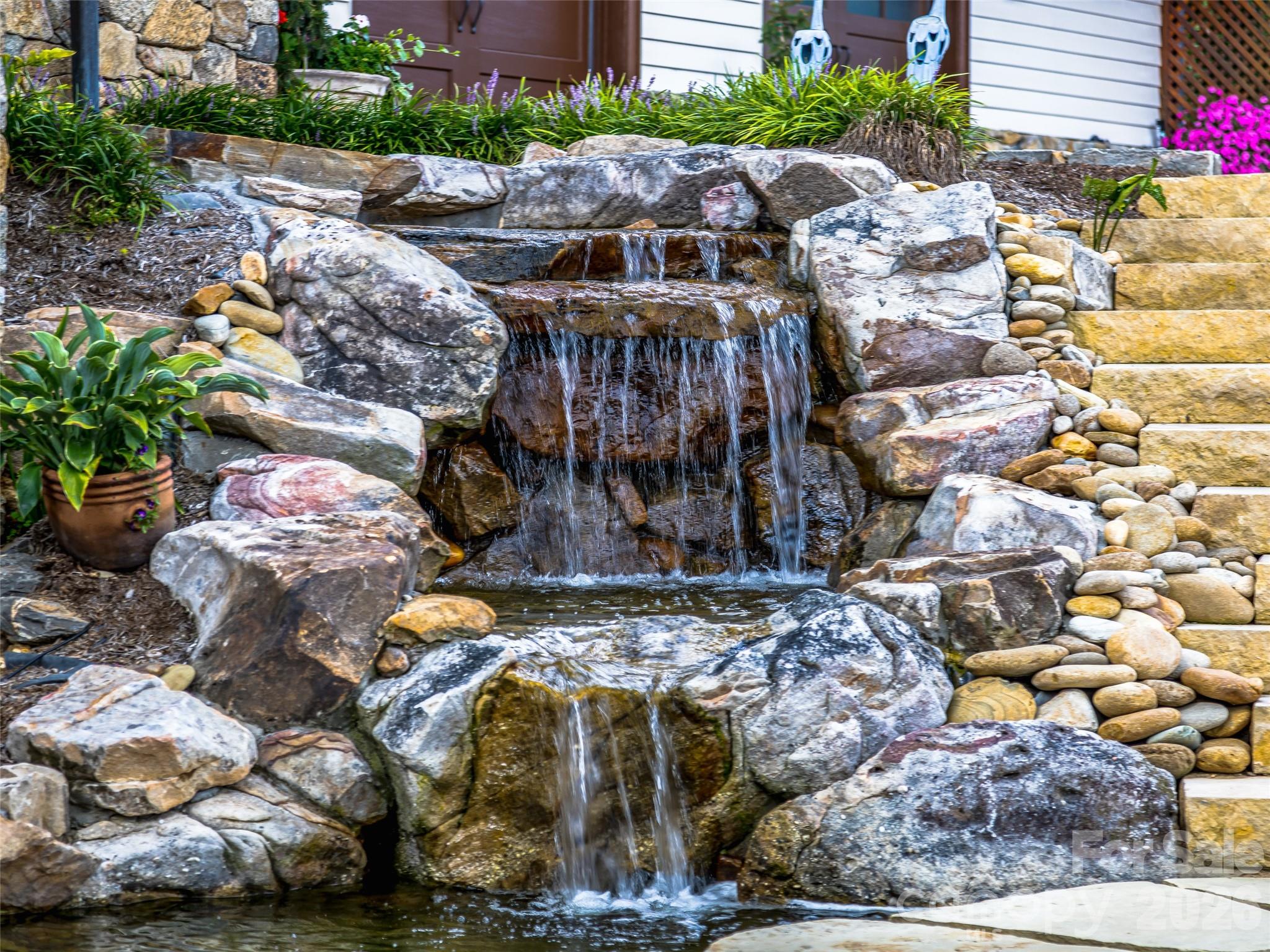 10 Beaverbrook Court — Asheville