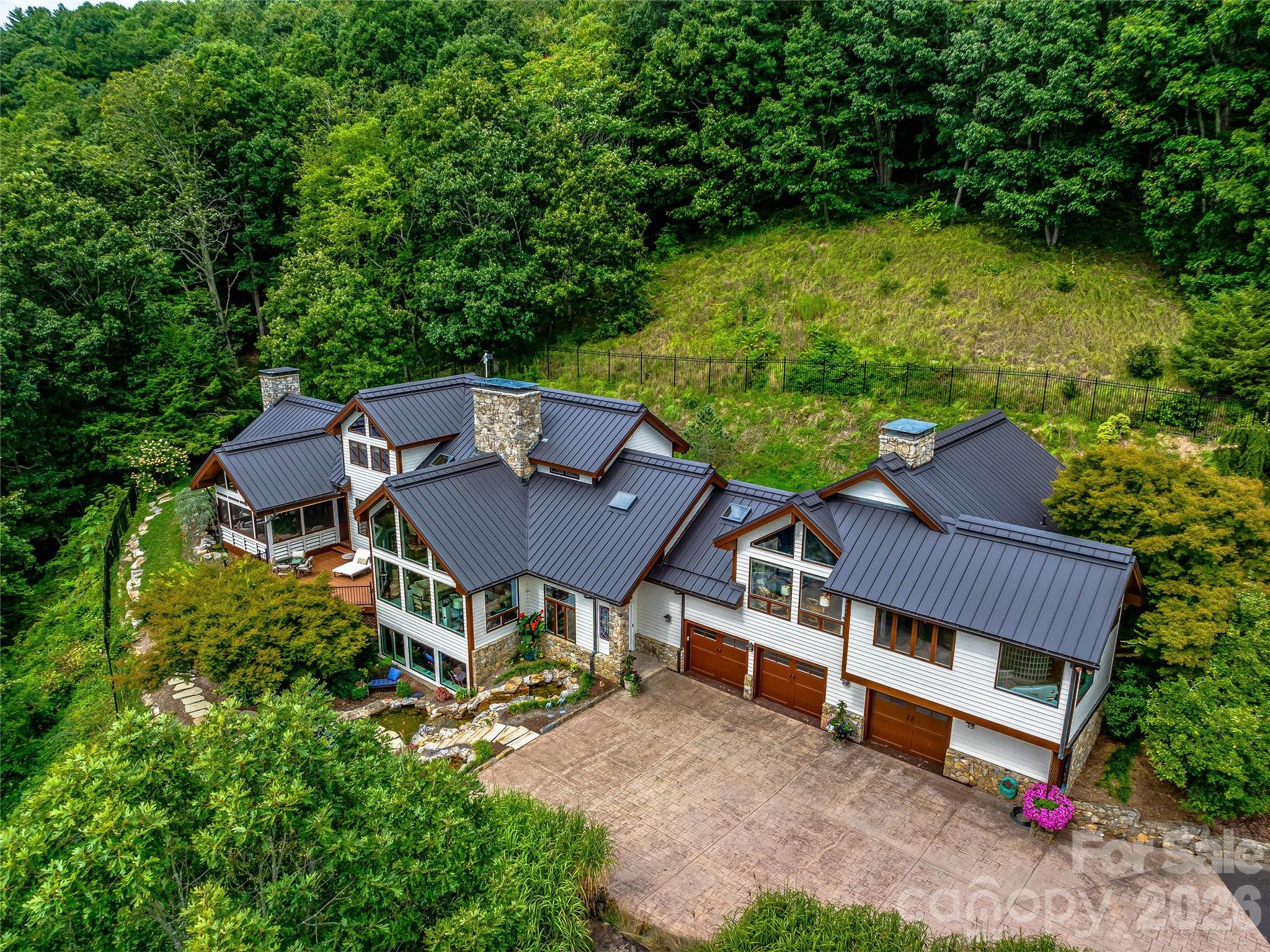 10 Beaverbrook Court — Asheville