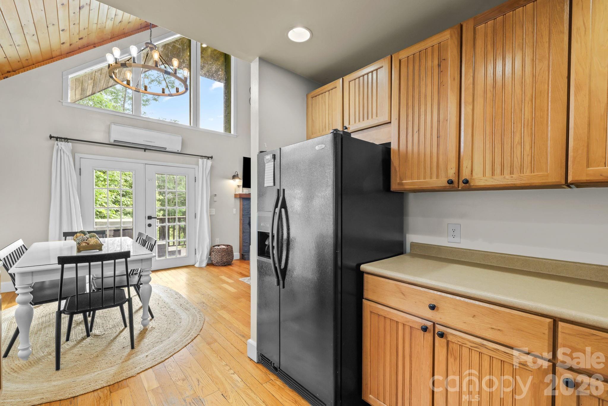 576 Grizzly Ridge — Bryson City