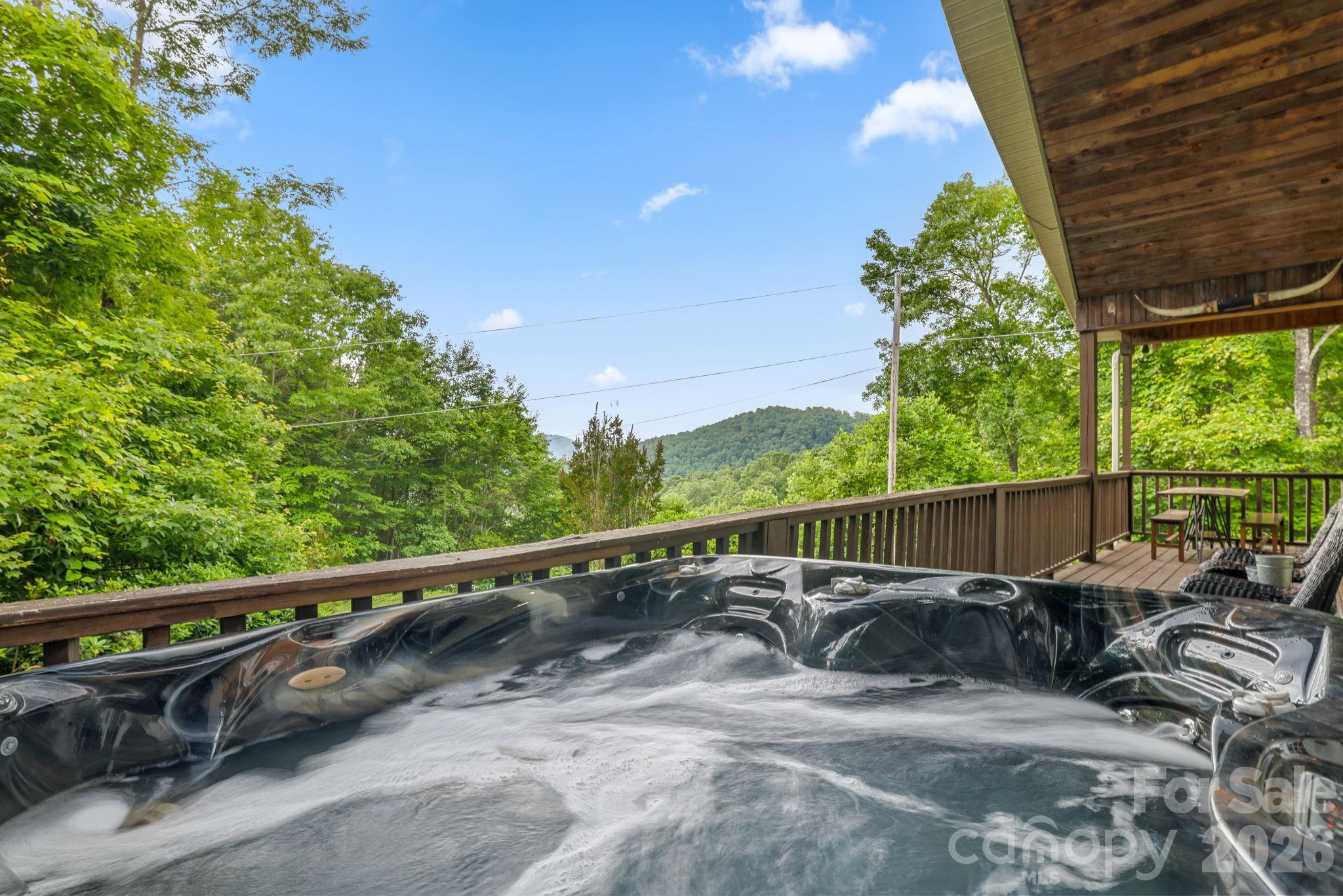 576 Grizzly Ridge — Bryson City
