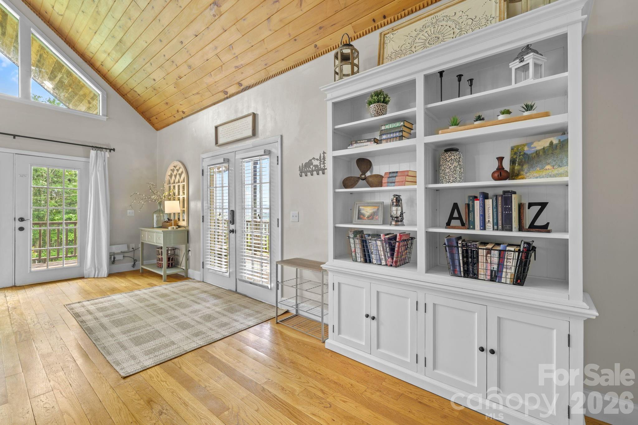 576 Grizzly Ridge — Bryson City
