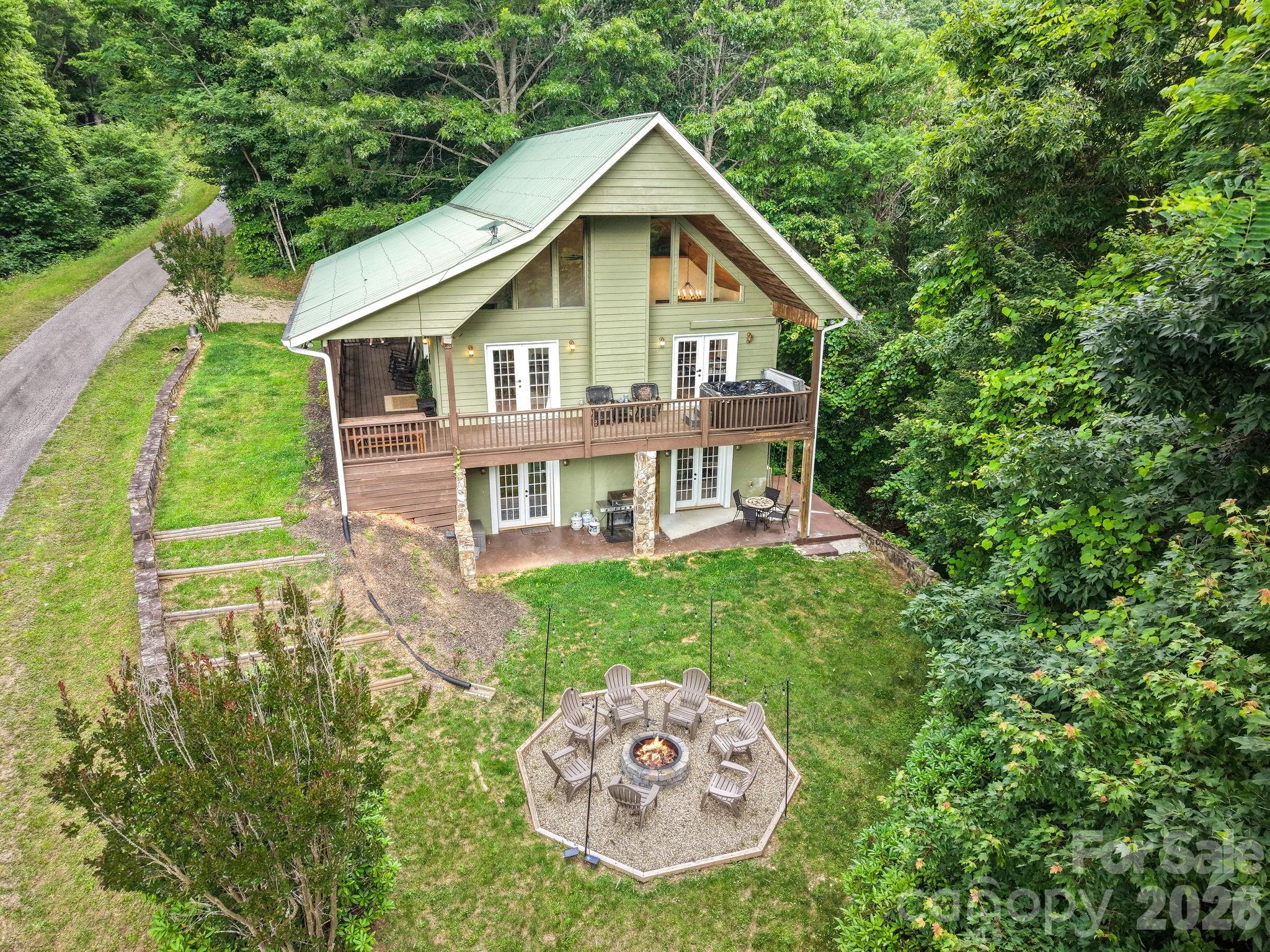 576 Grizzly Ridge — Bryson City