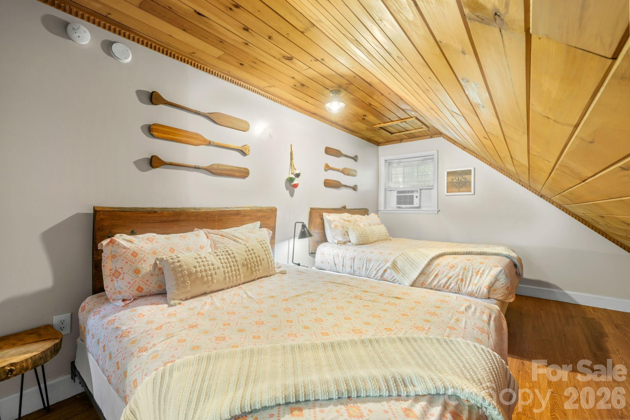 576 Grizzly Ridge — Bryson City