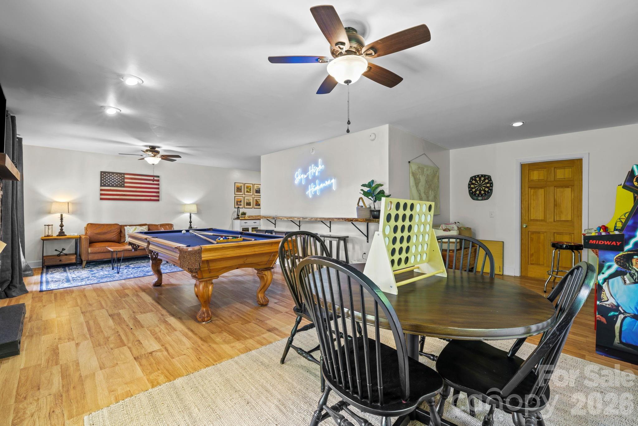 576 Grizzly Ridge — Bryson City