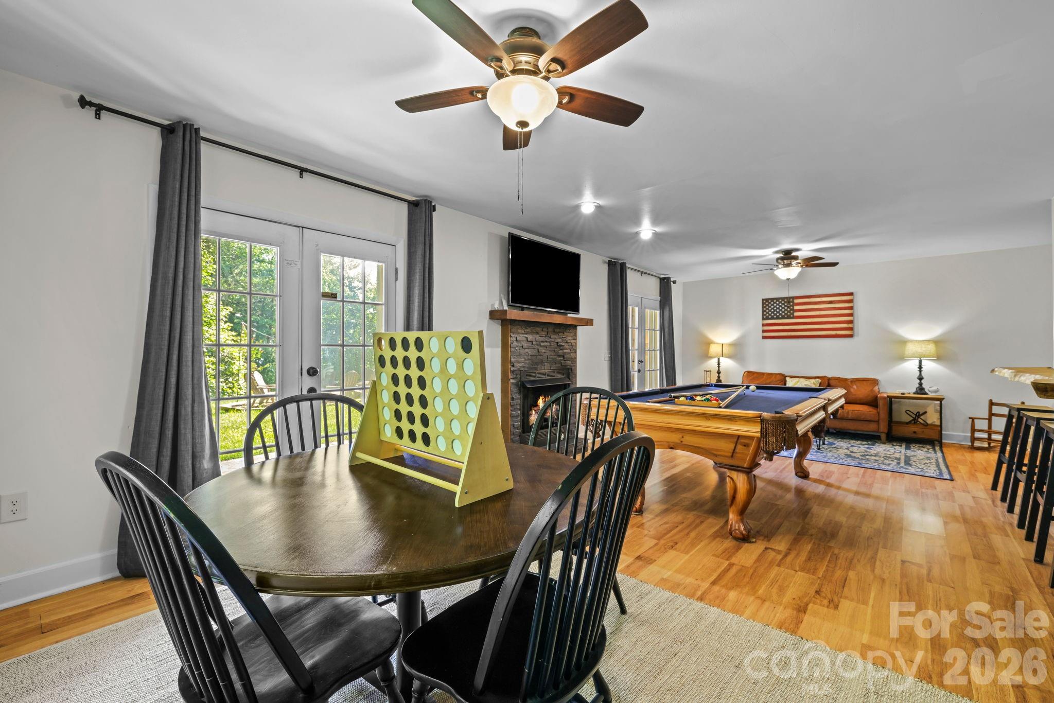 576 Grizzly Ridge — Bryson City