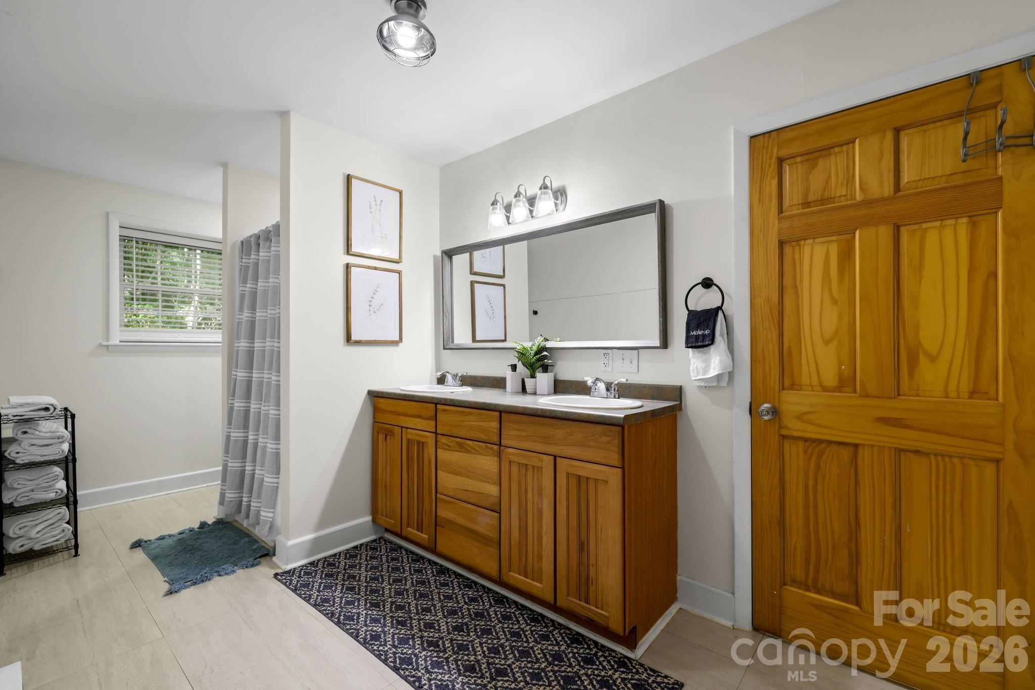 576 Grizzly Ridge — Bryson City