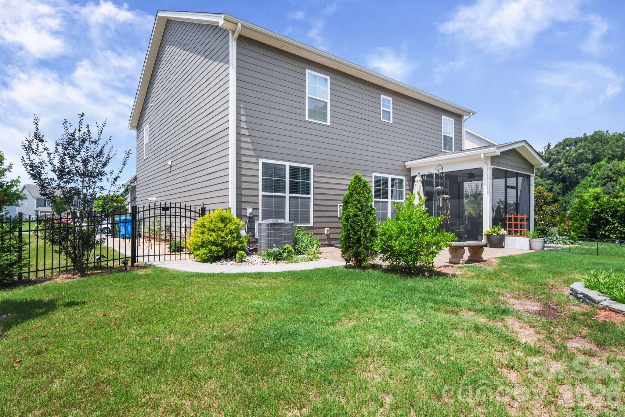 5021 Shadowbrook Road — Waxhaw