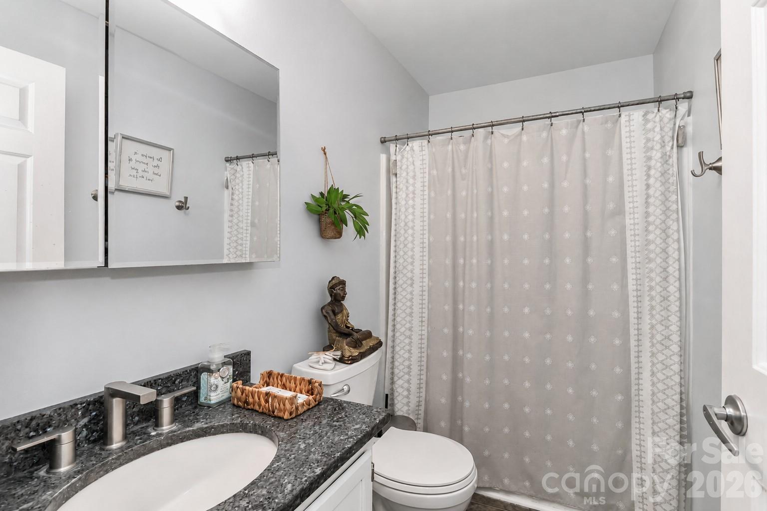 105 Lake Top Lane — Statesville