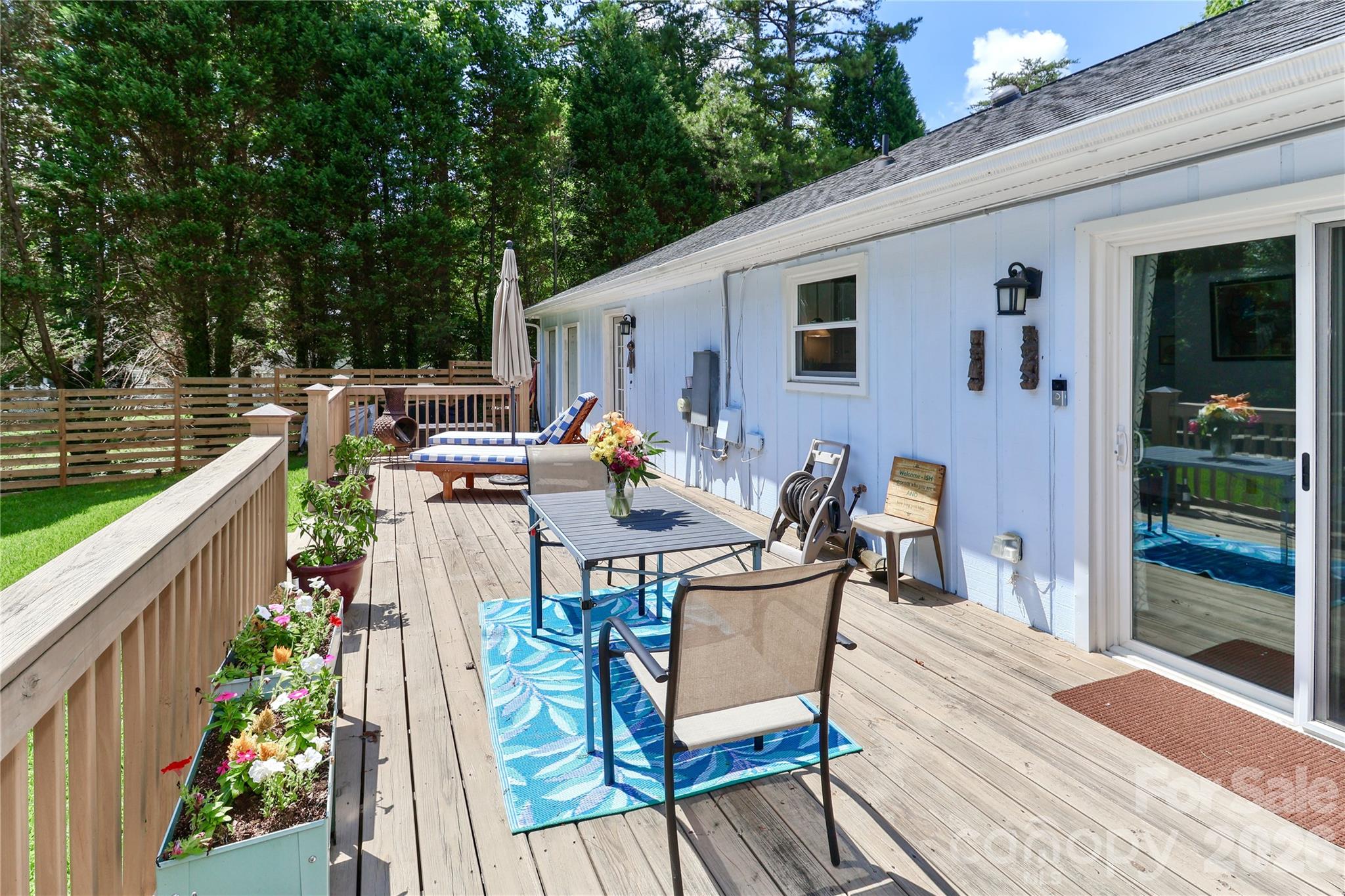 105 Lake Top Lane — Statesville