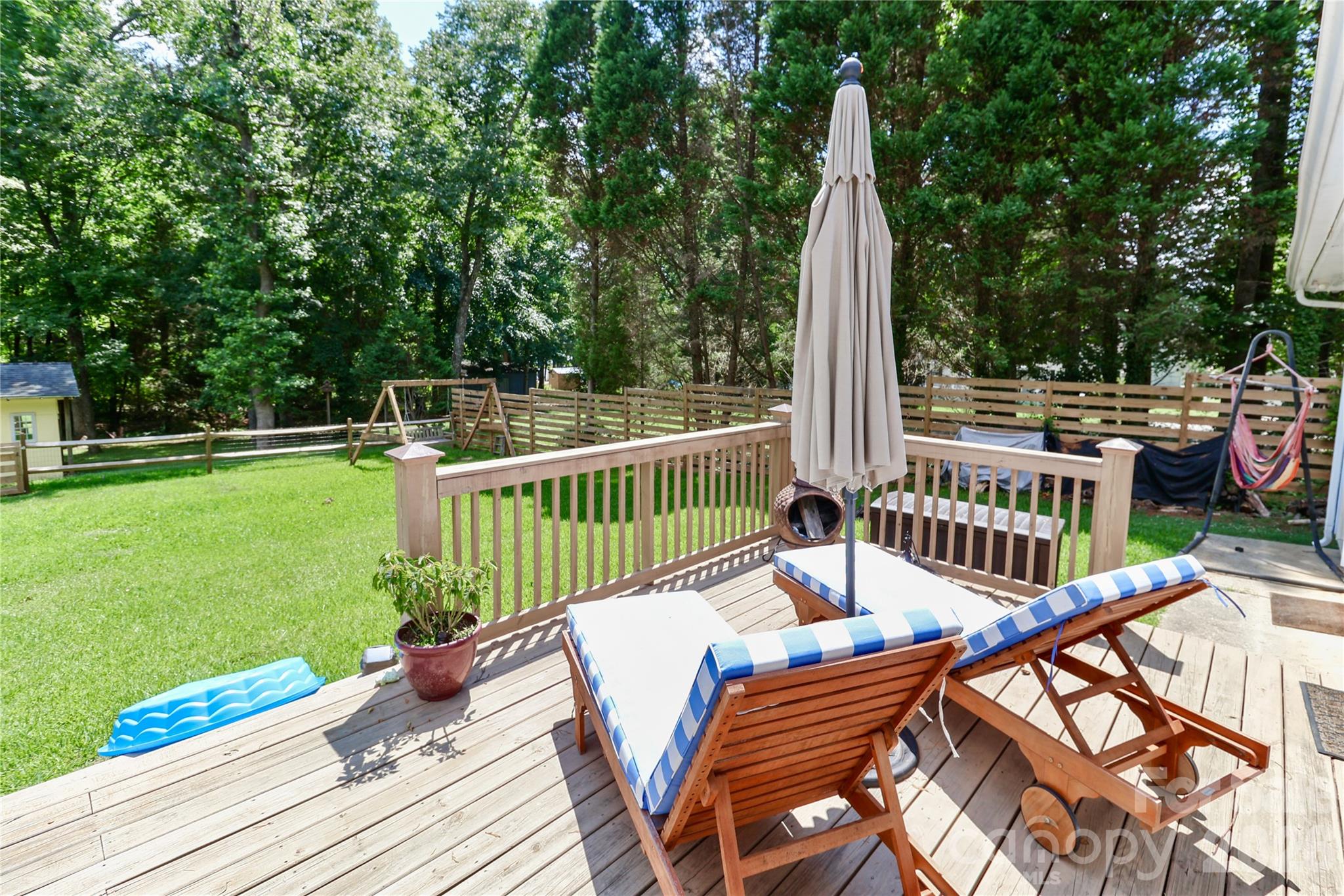 105 Lake Top Lane — Statesville