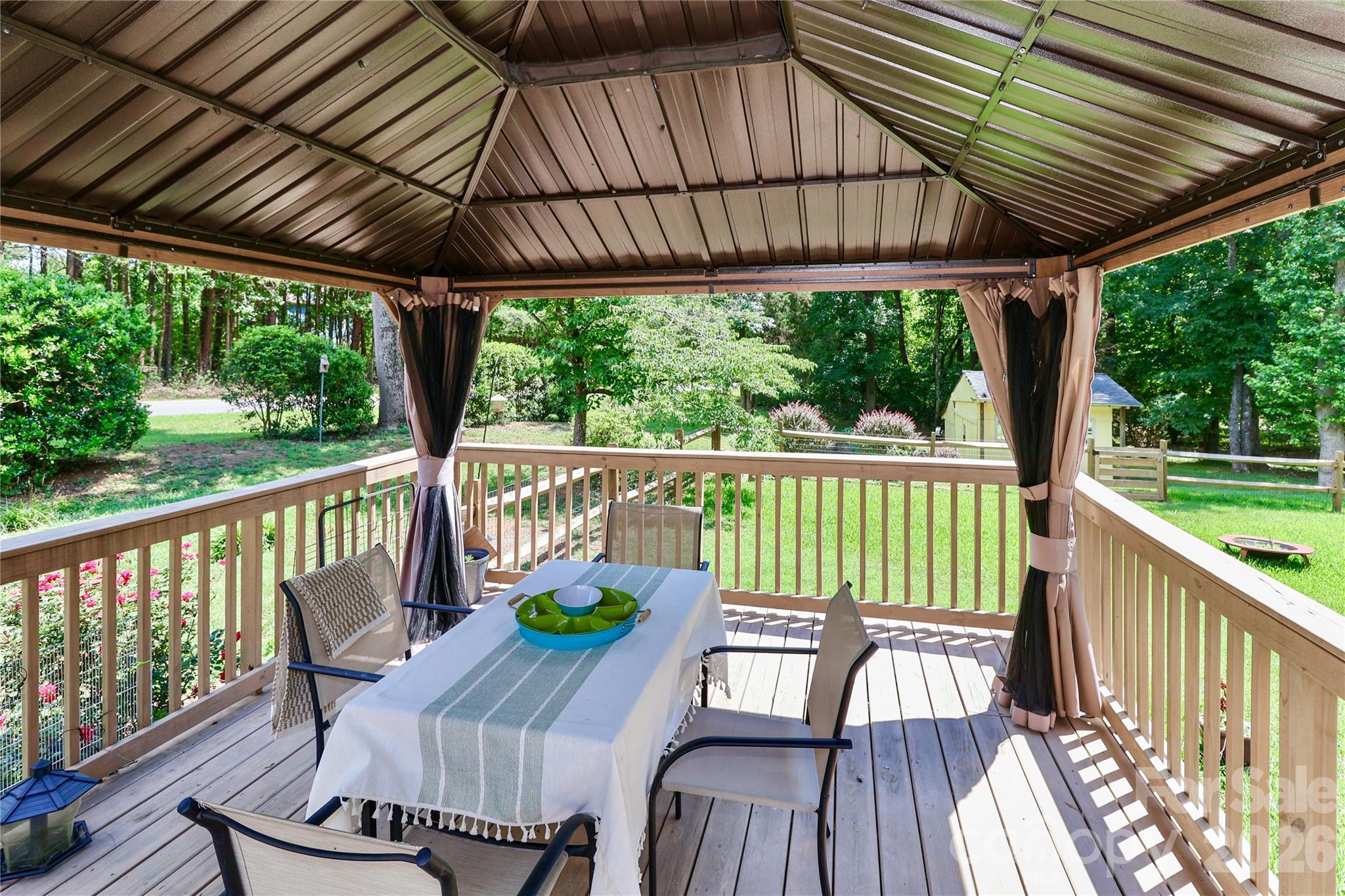 105 Lake Top Lane — Statesville