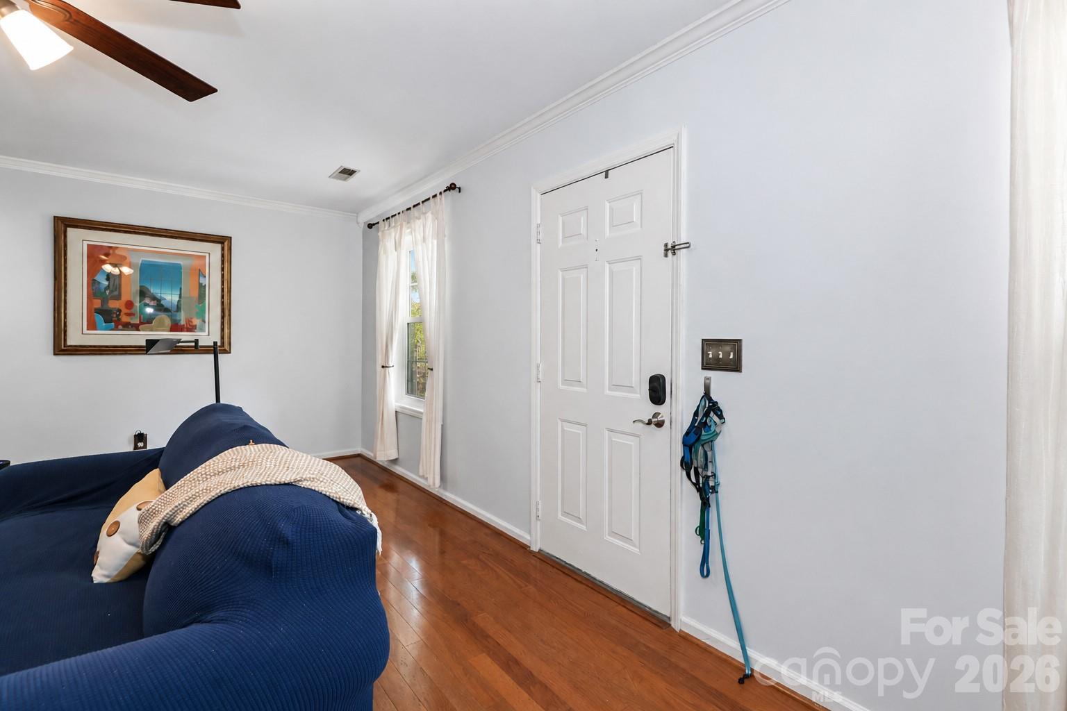 105 Lake Top Lane — Statesville