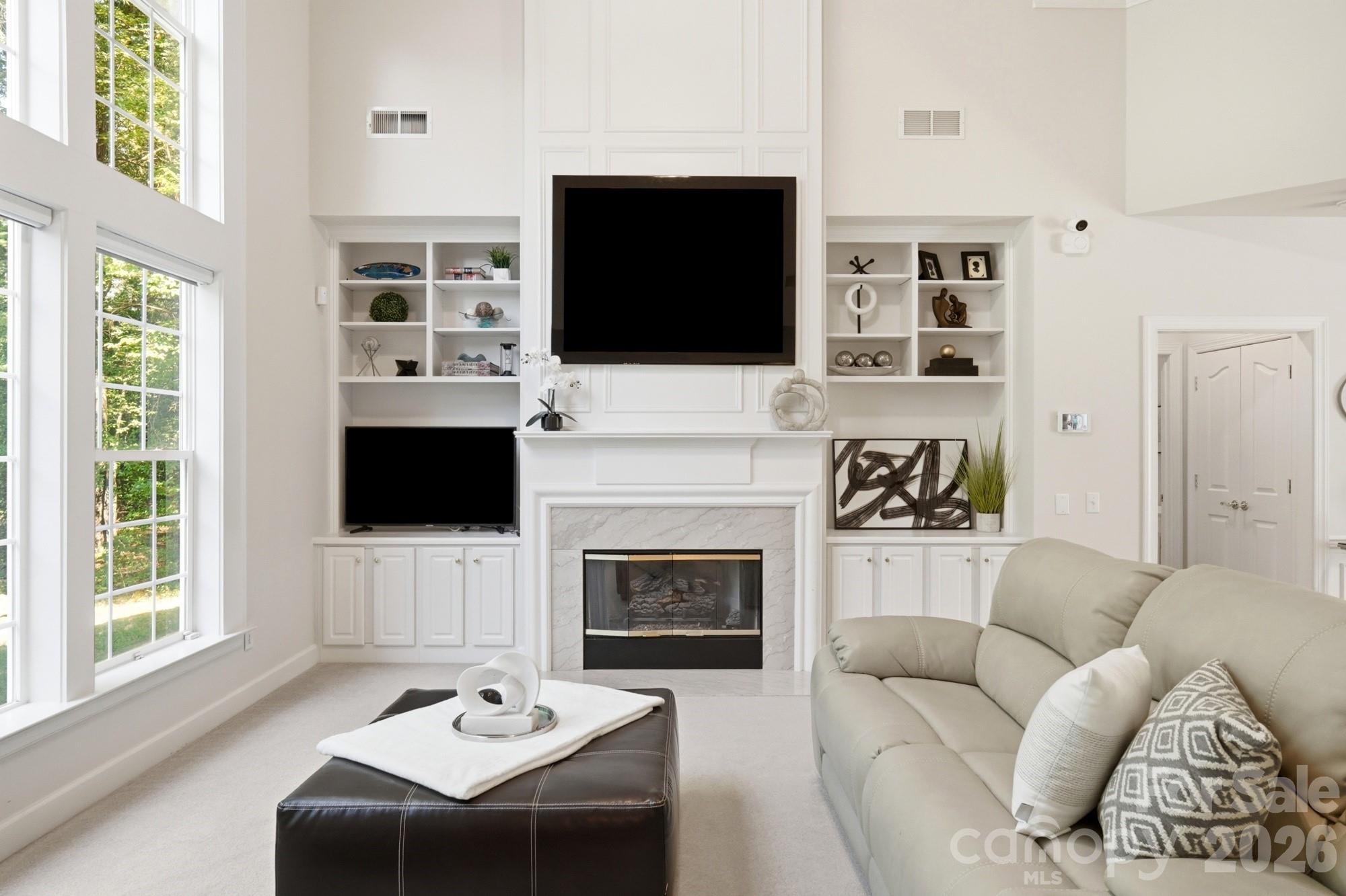 4814 King Arthur Drive — Charlotte