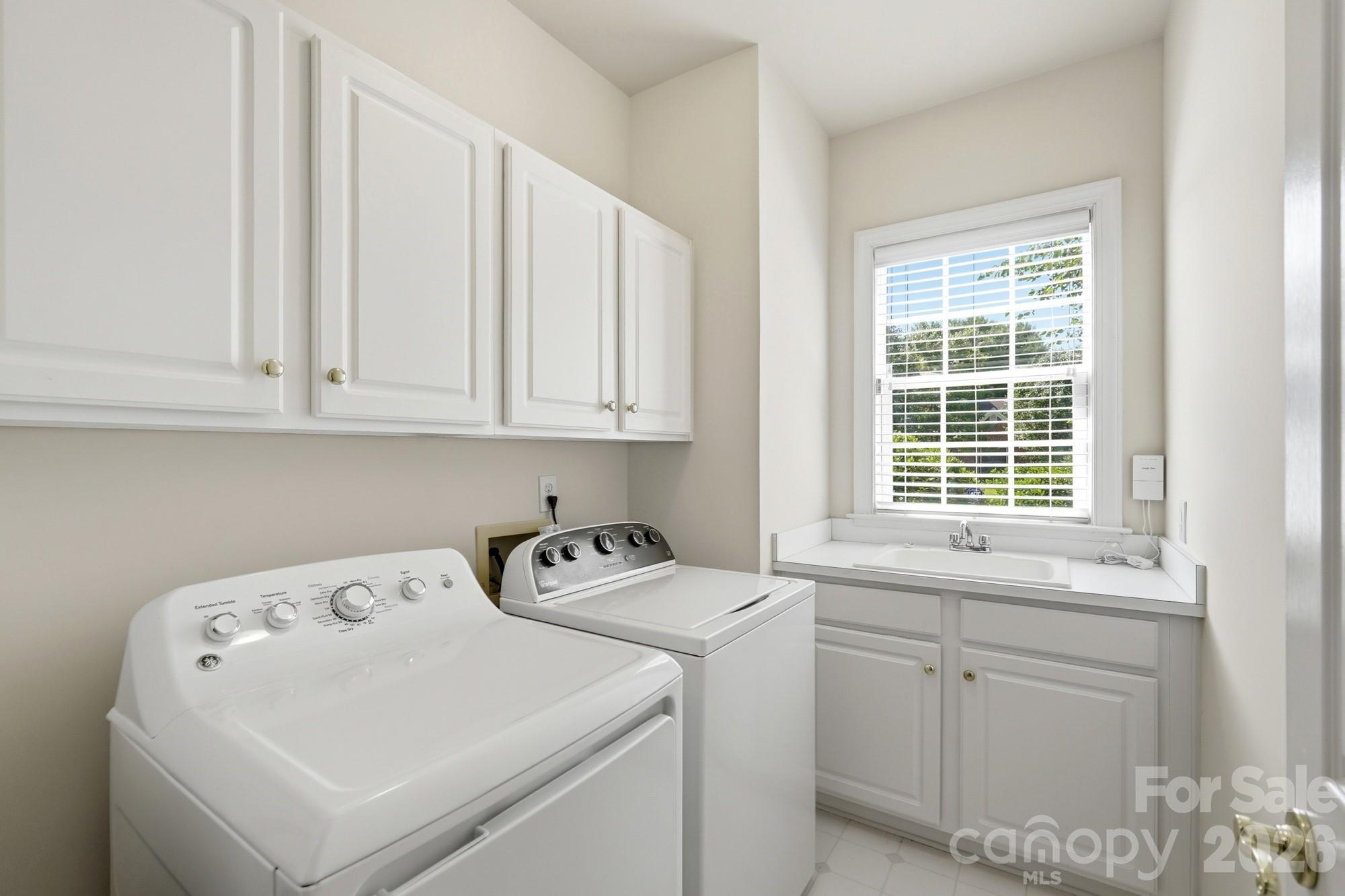 4814 King Arthur Drive — Charlotte