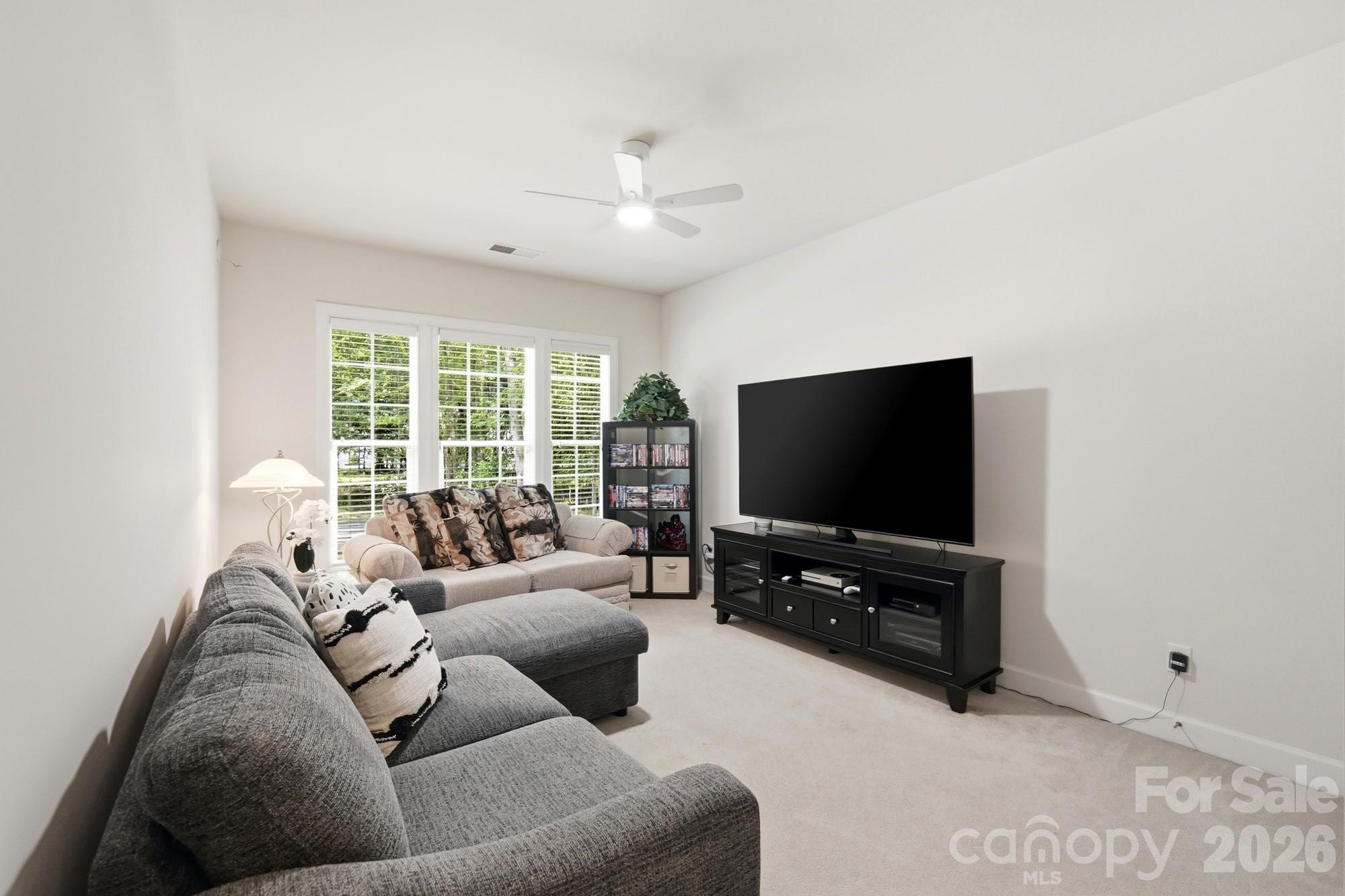 4814 King Arthur Drive — Charlotte