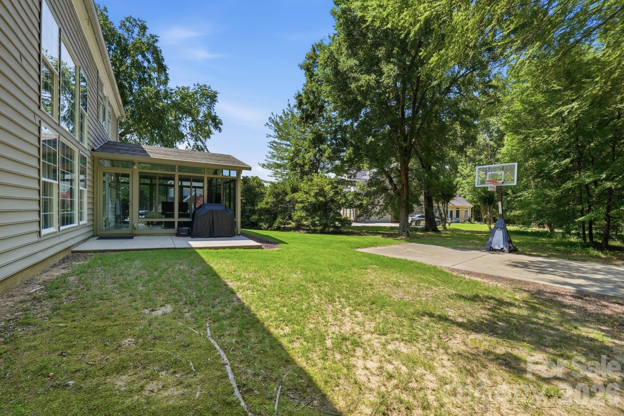 4814 King Arthur Drive — Charlotte