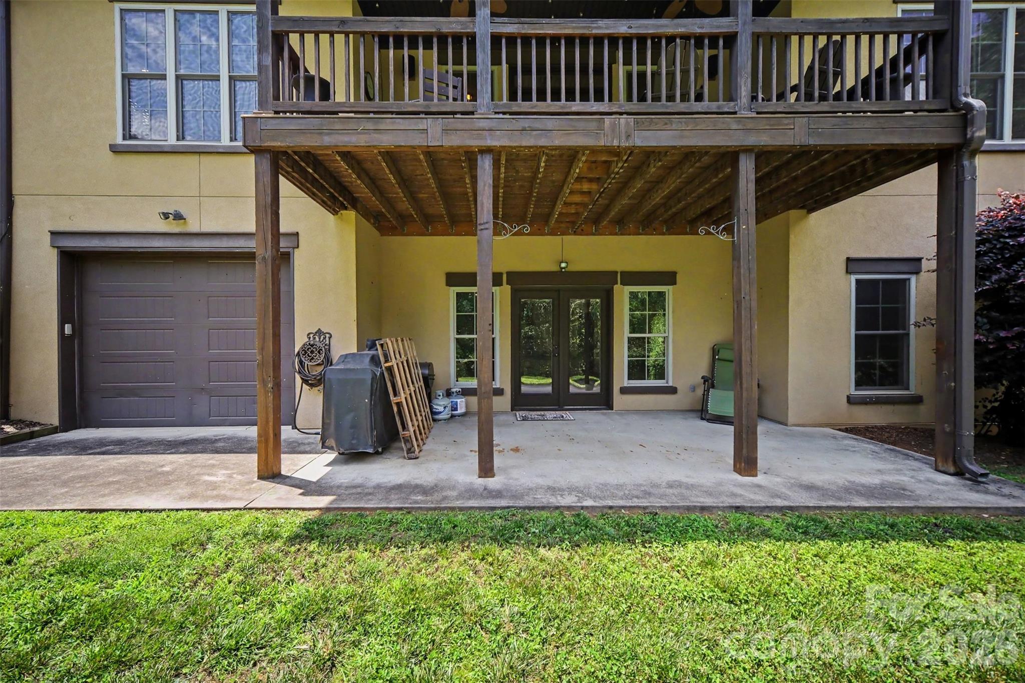 401 Yorkfield Drive — Shelby