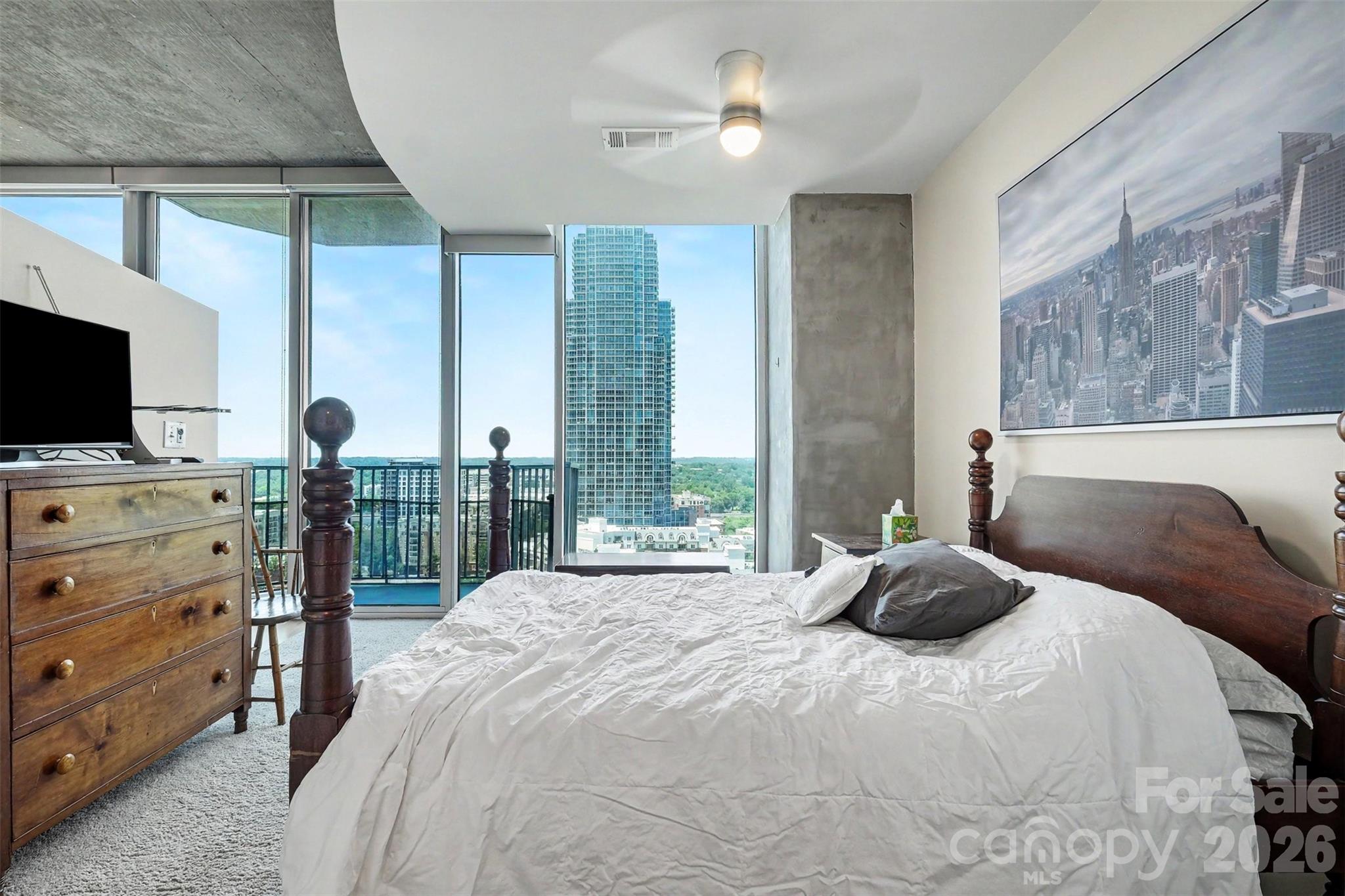 210 N Church Street #1604 — Charlotte