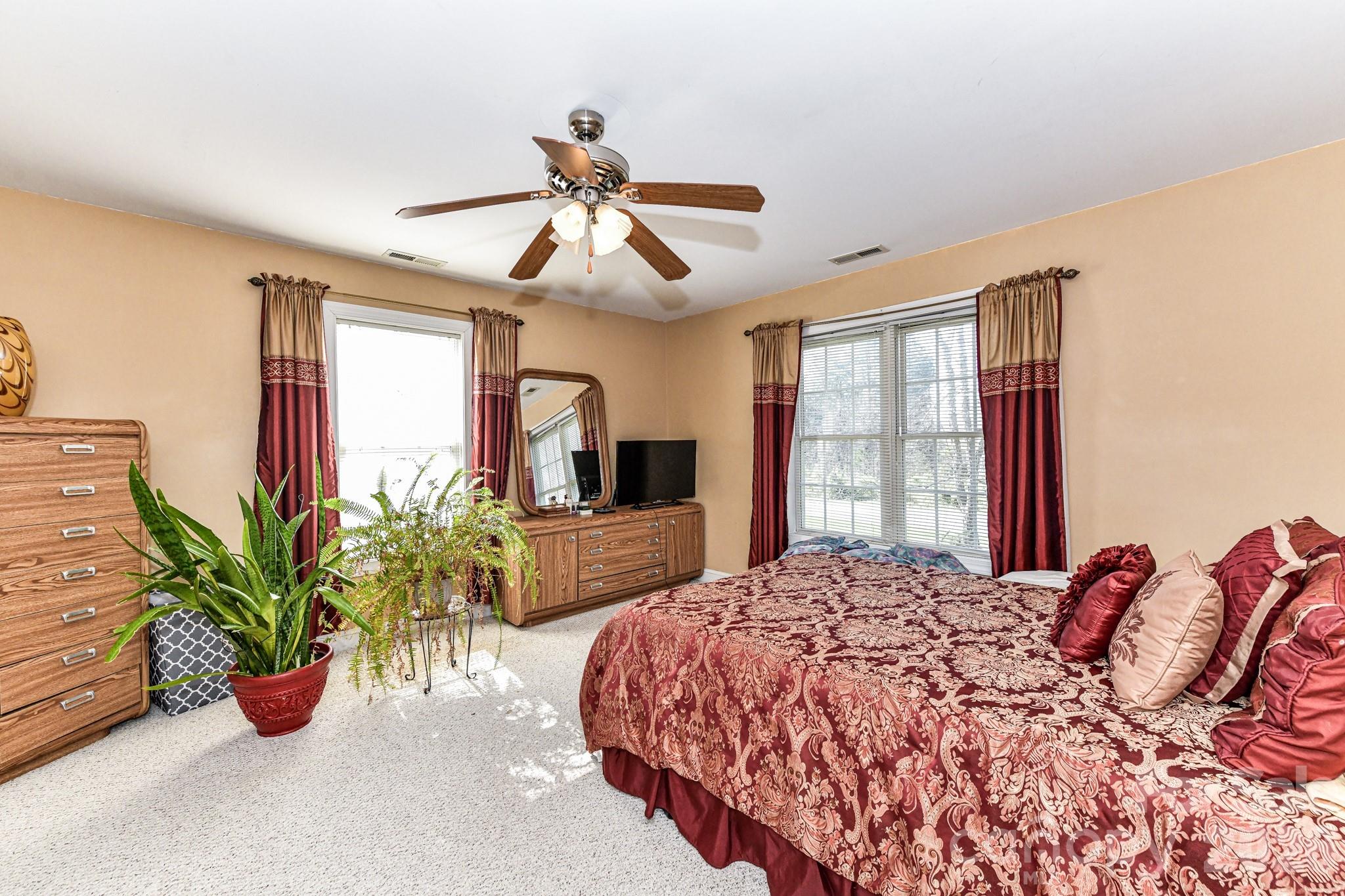 1050 Enderbury Drive — Indian Trail