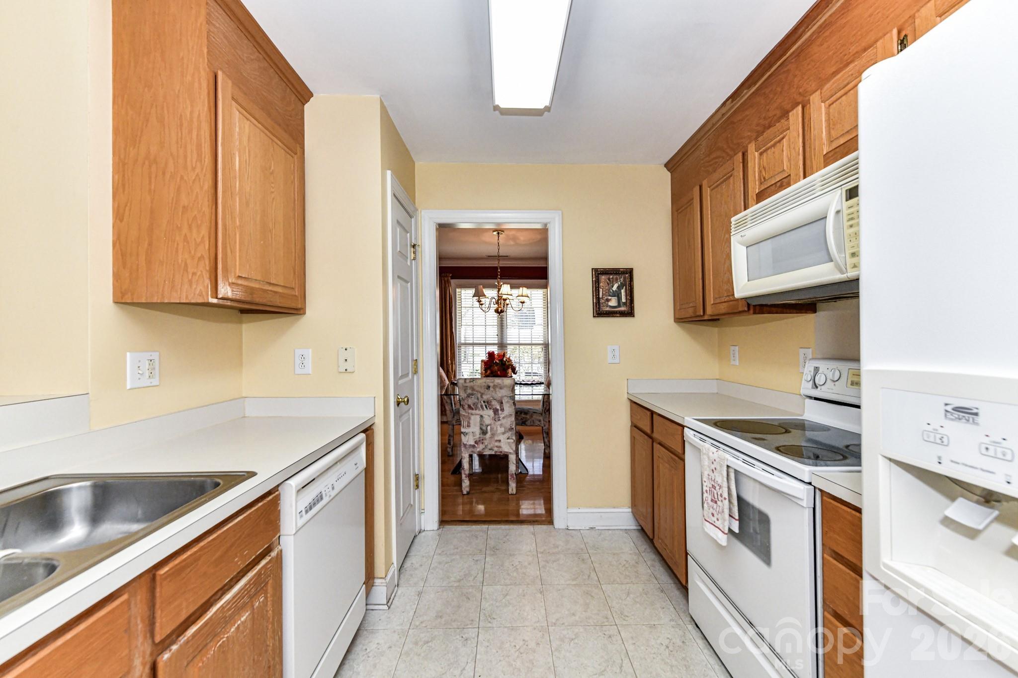 1050 Enderbury Drive — Indian Trail