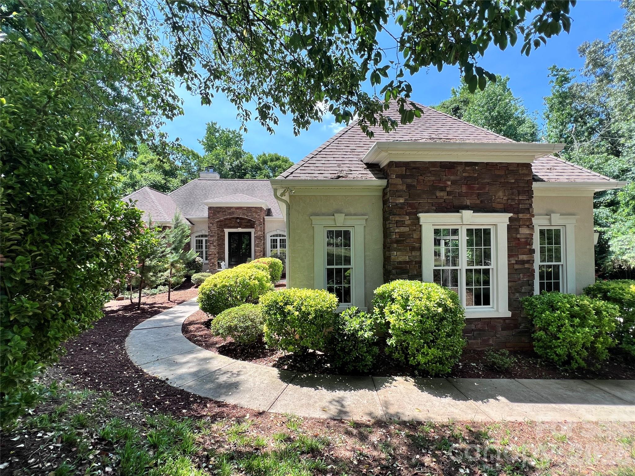 4094 River Birch Drive — Iron Station