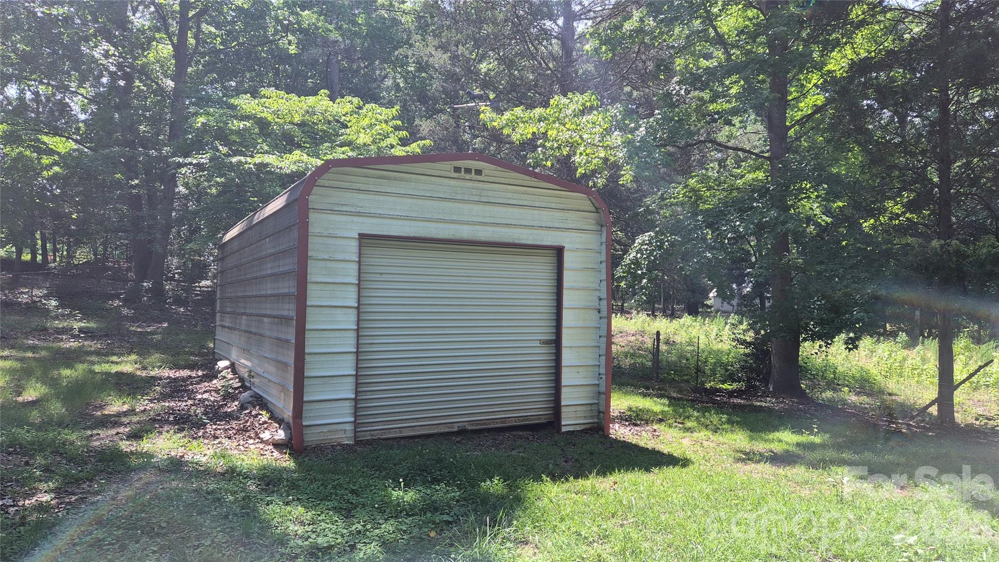 1319 Sourwood Drive — Chester