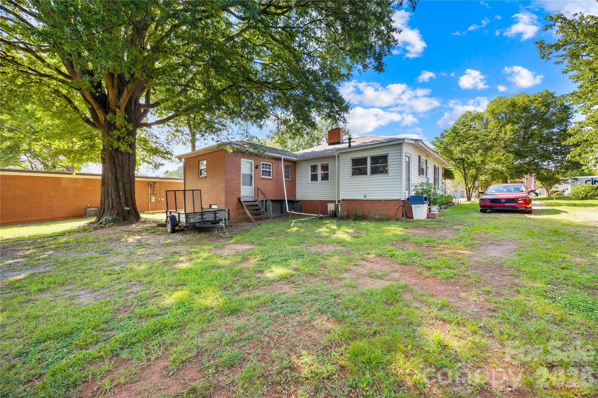 103 Greenway Drive — Huntersville