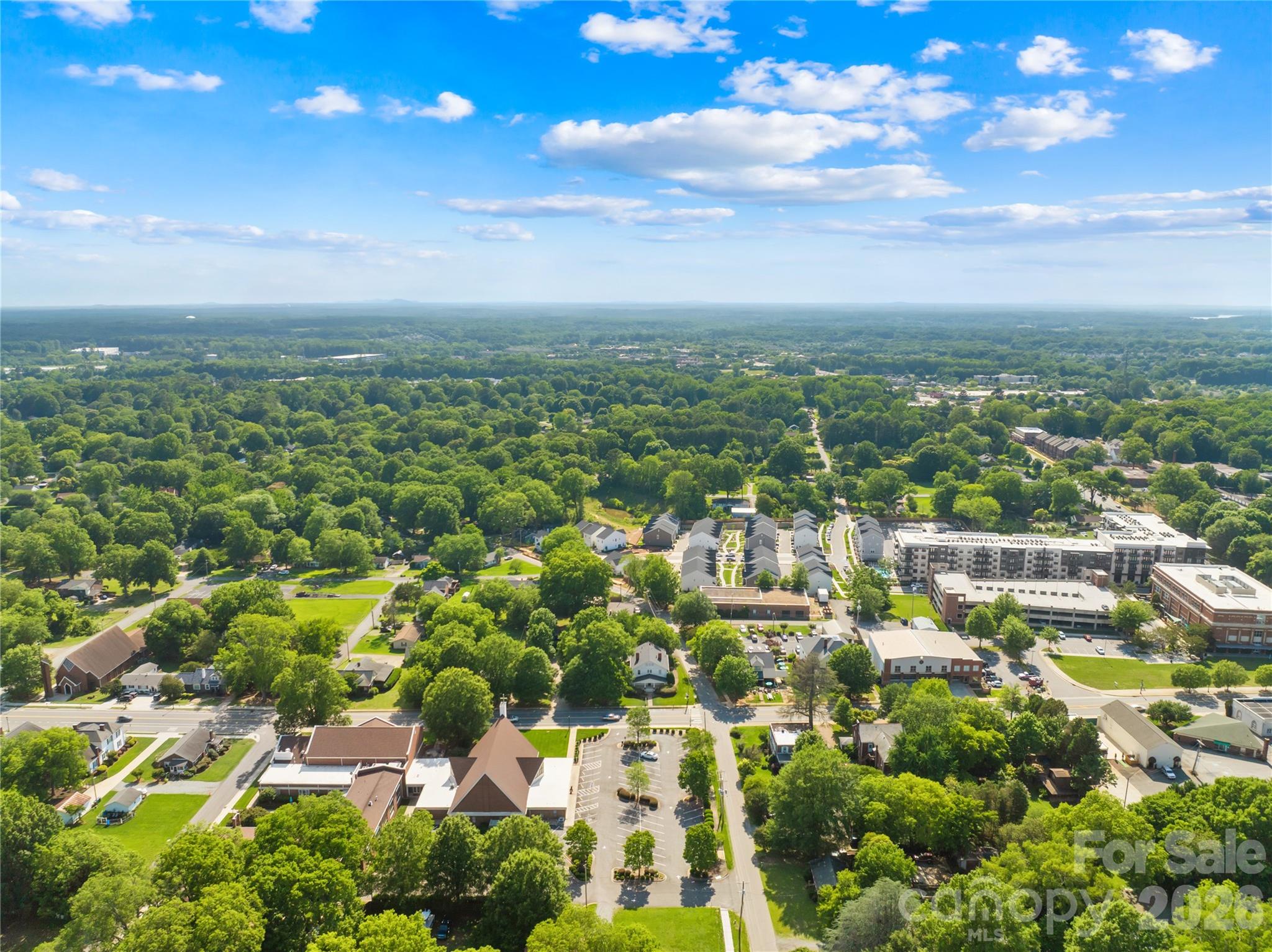 103 Greenway Drive — Huntersville