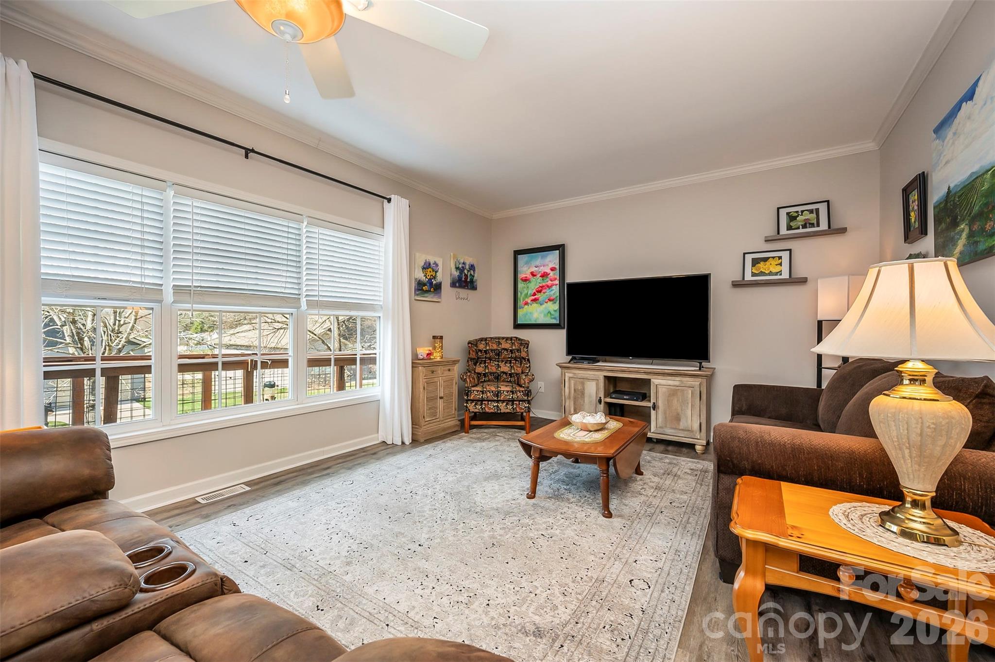 34 Middle Street — Hendersonville