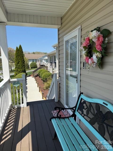 34 Middle Street — Hendersonville