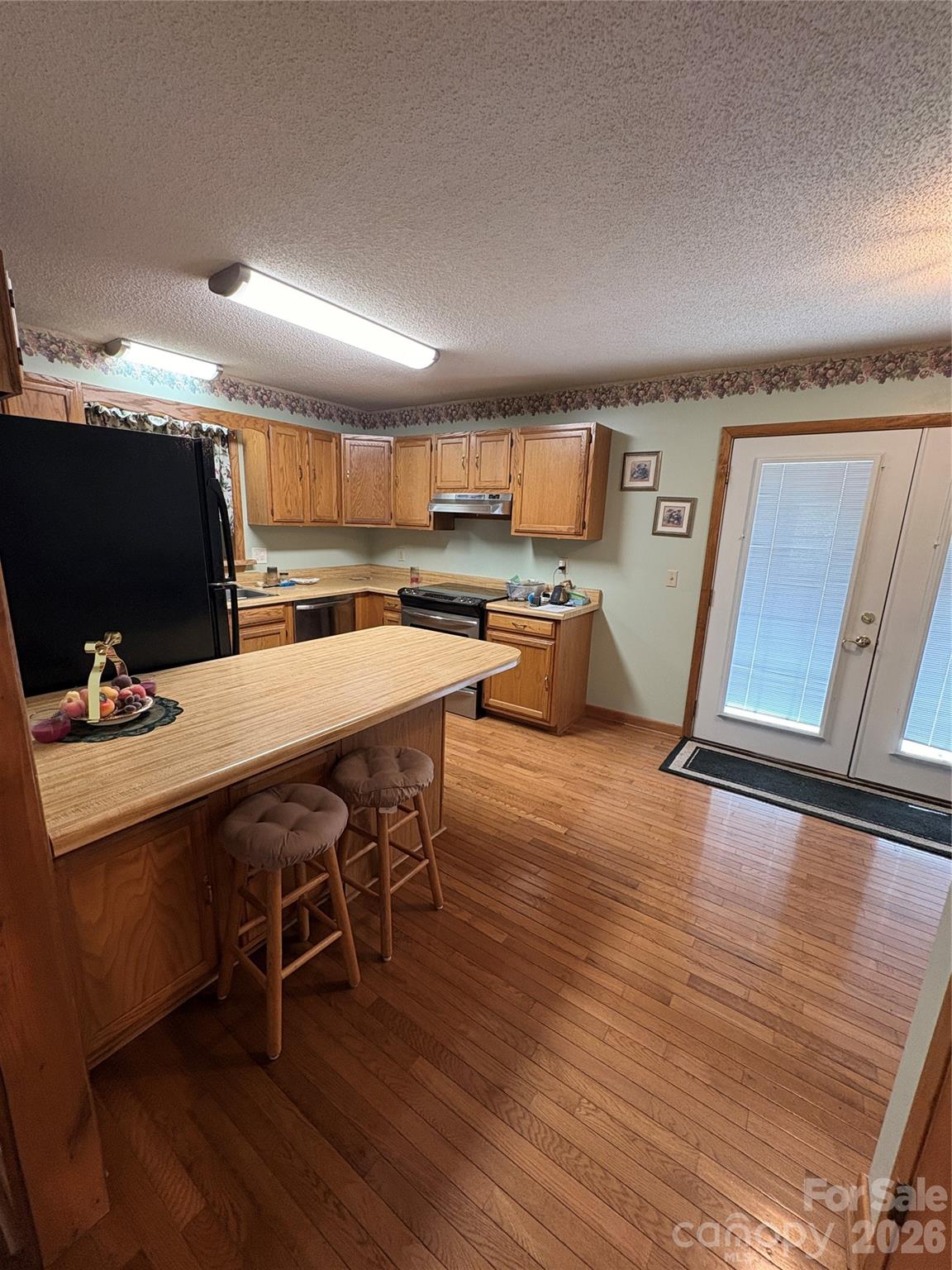 299 McDowell Lane — Burnsville