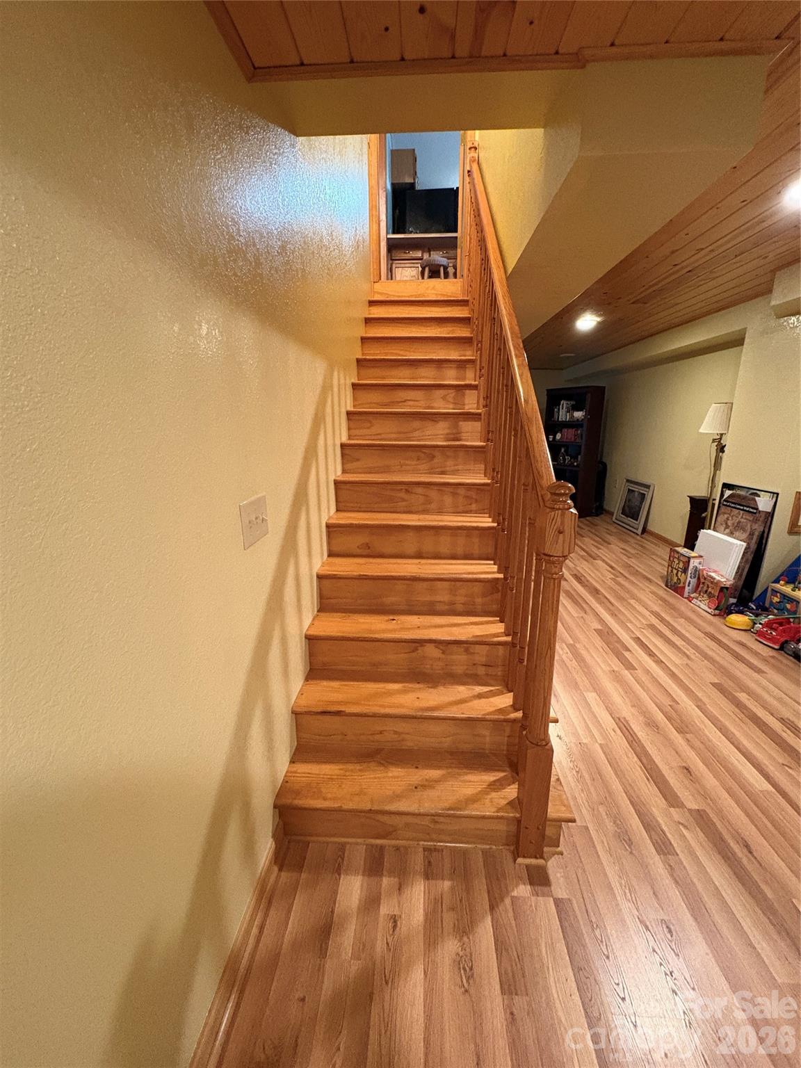 299 McDowell Lane — Burnsville