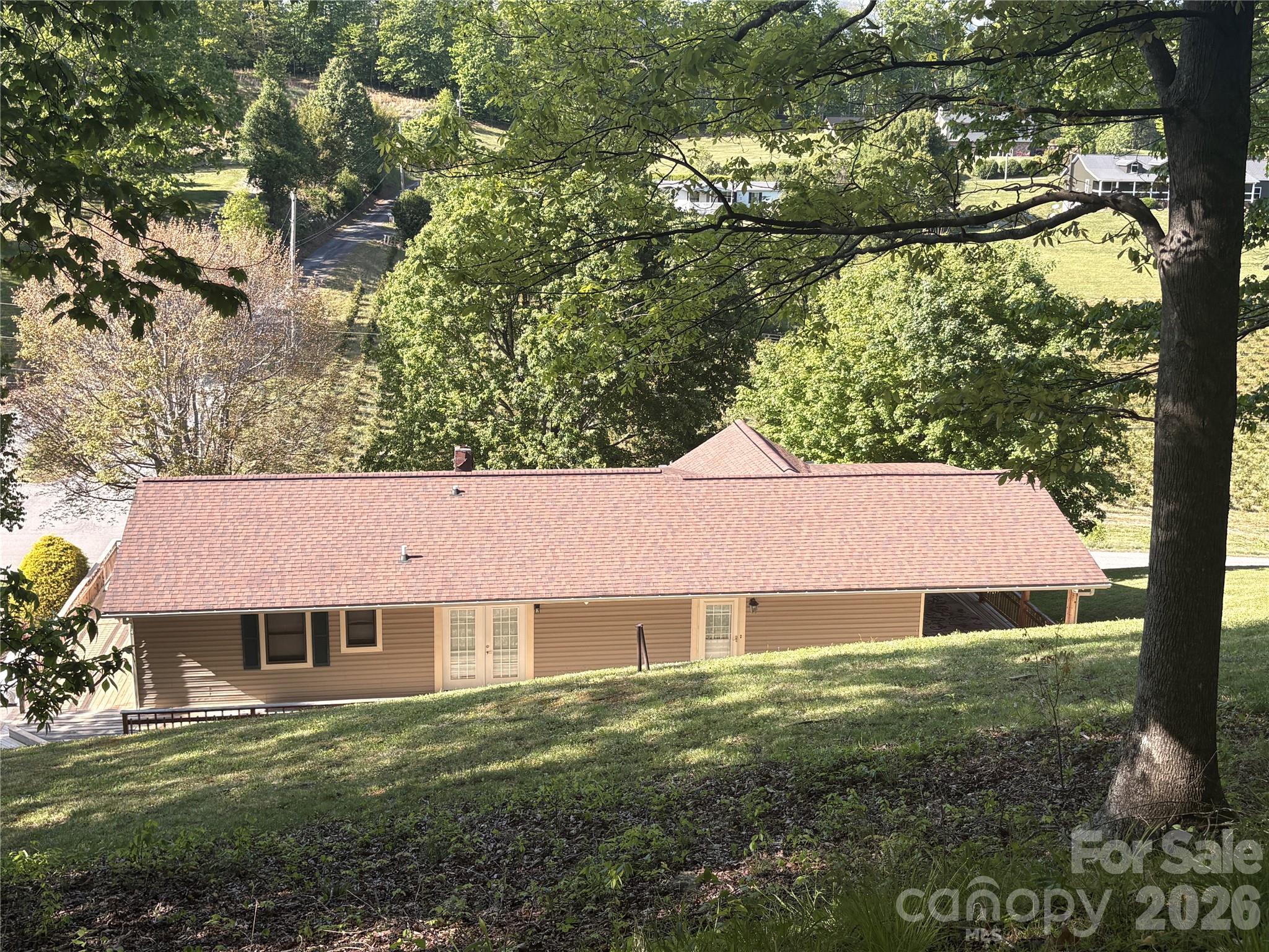 299 McDowell Lane — Burnsville