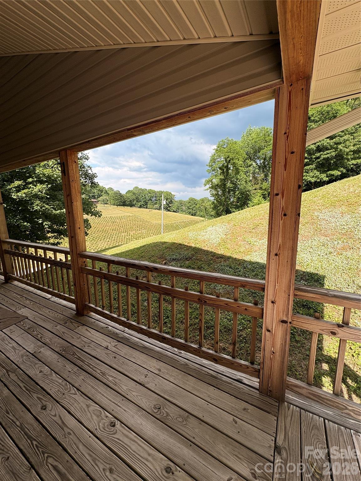 299 McDowell Lane — Burnsville
