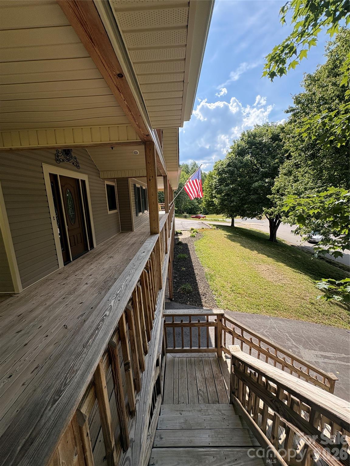 299 McDowell Lane — Burnsville