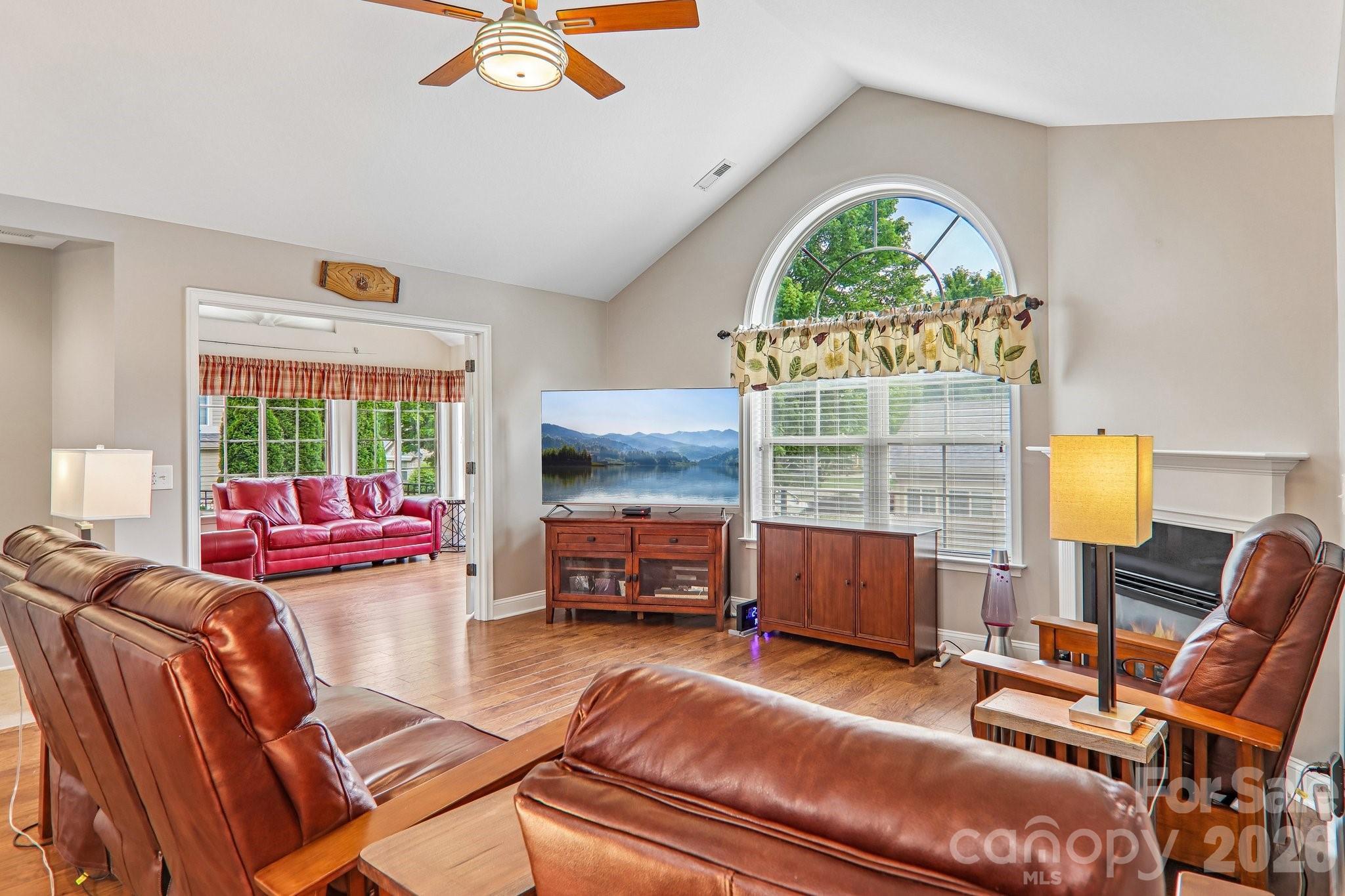 174 Summerfield Place — Flat Rock