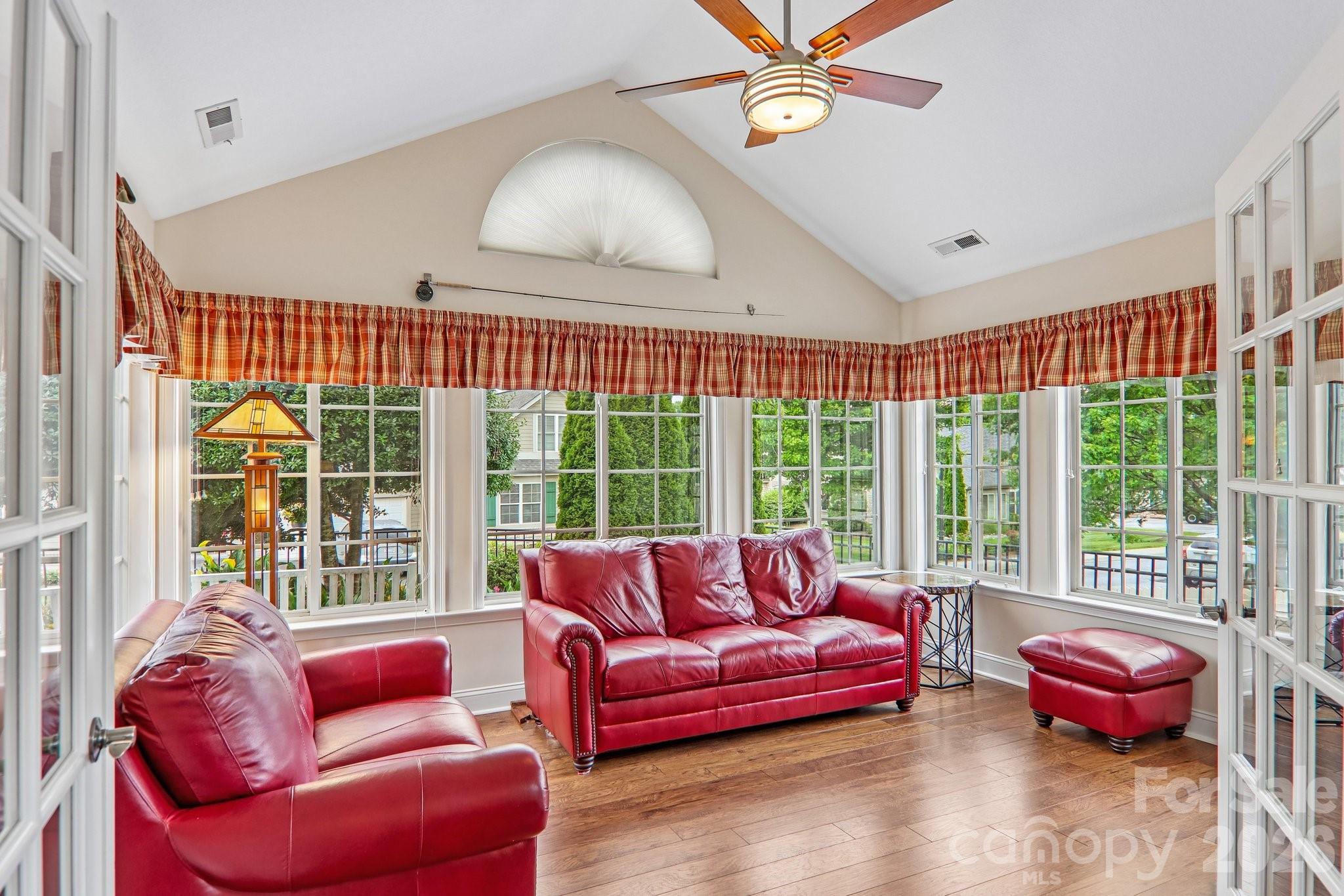 174 Summerfield Place — Flat Rock