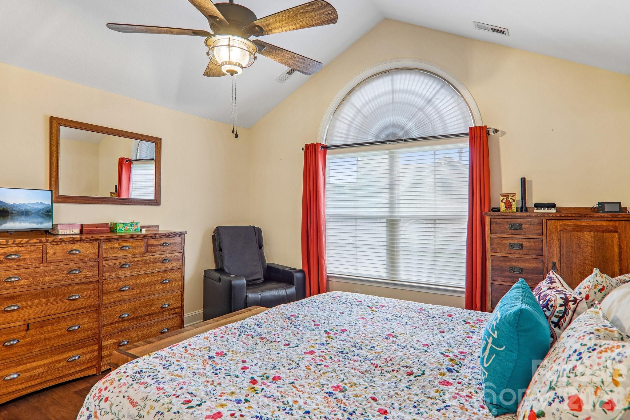 174 Summerfield Place — Flat Rock