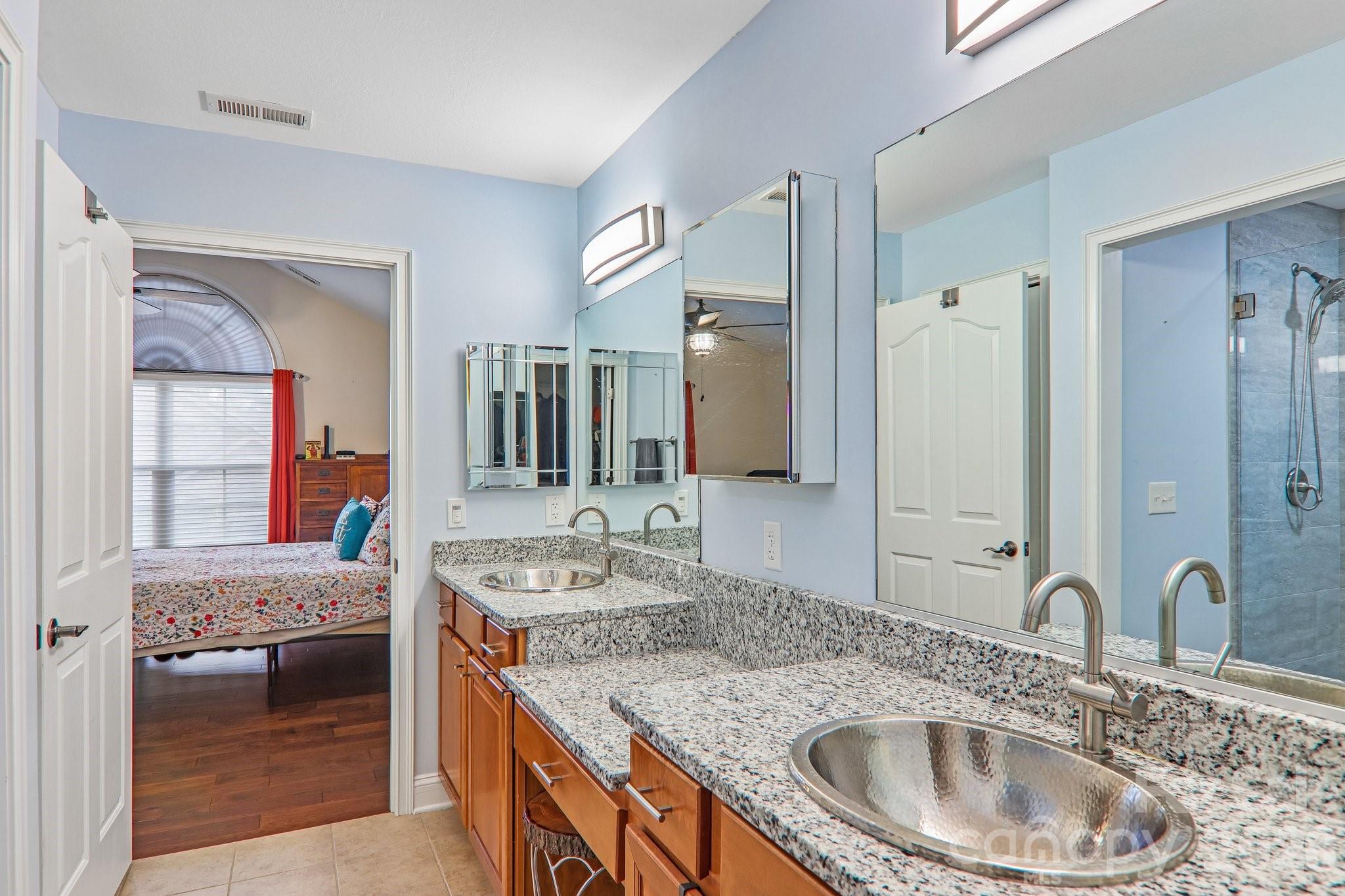 174 Summerfield Place — Flat Rock